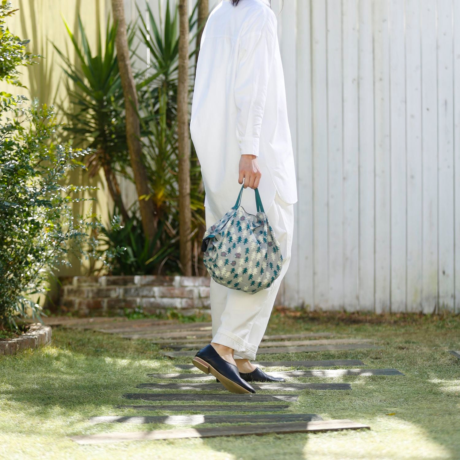 Shupatto X Lisa Larson Foldable Tote Small | Bags, Bags for Women, Foldable Bags, Handbags, Shoulder Bags, Tote Bags, Travel Accessories | Shupatto-36