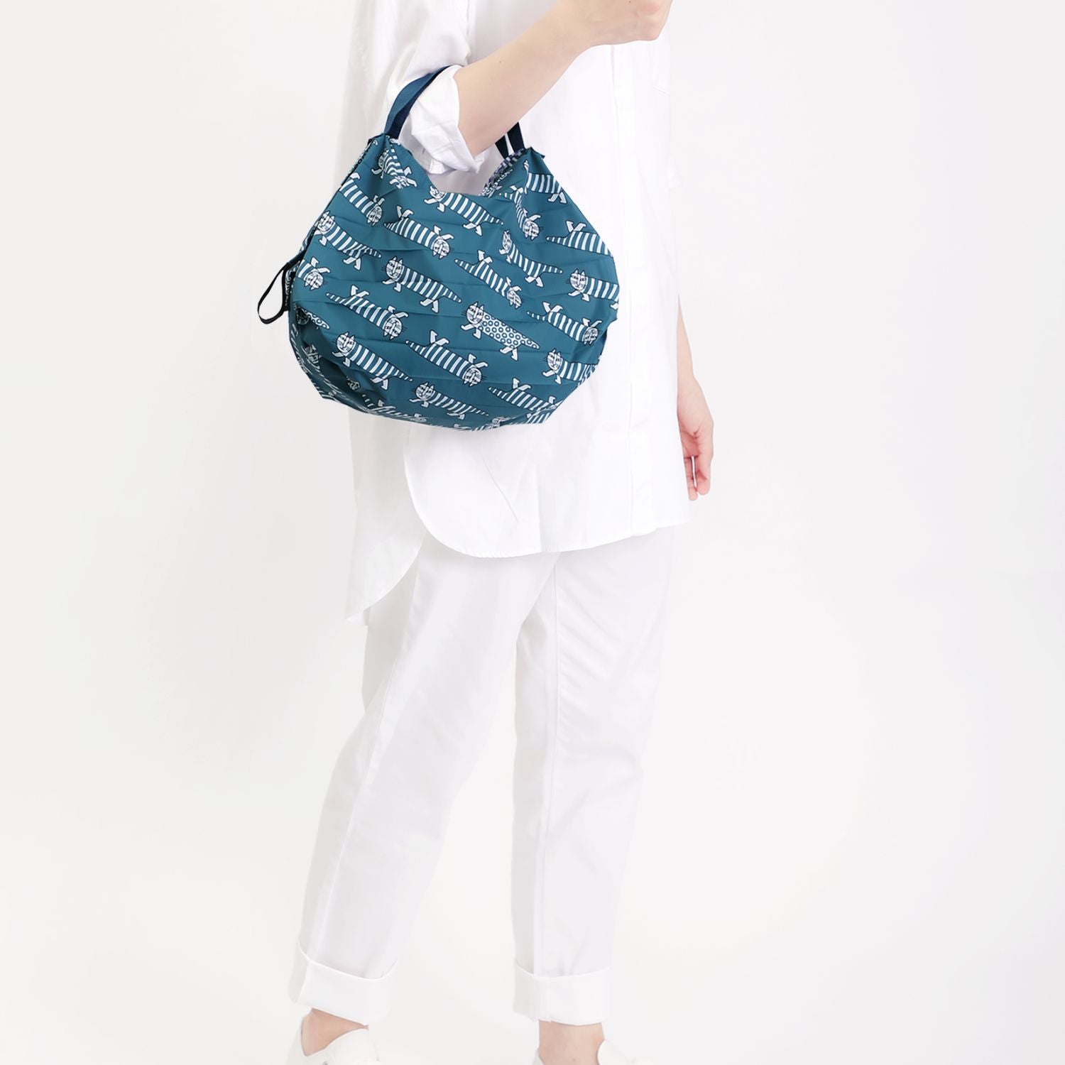 Shupatto X Lisa Larson Foldable Tote Small | Bags, Bags for Women, Foldable Bags, Handbags, Shoulder Bags, Tote Bags, Travel Accessories | Shupatto-16