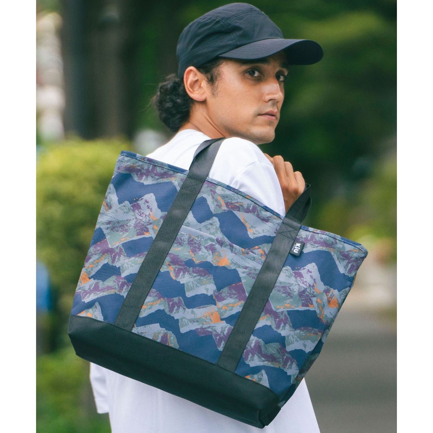 KiU Water Repellent 600D Tote Bag 18L (SA)