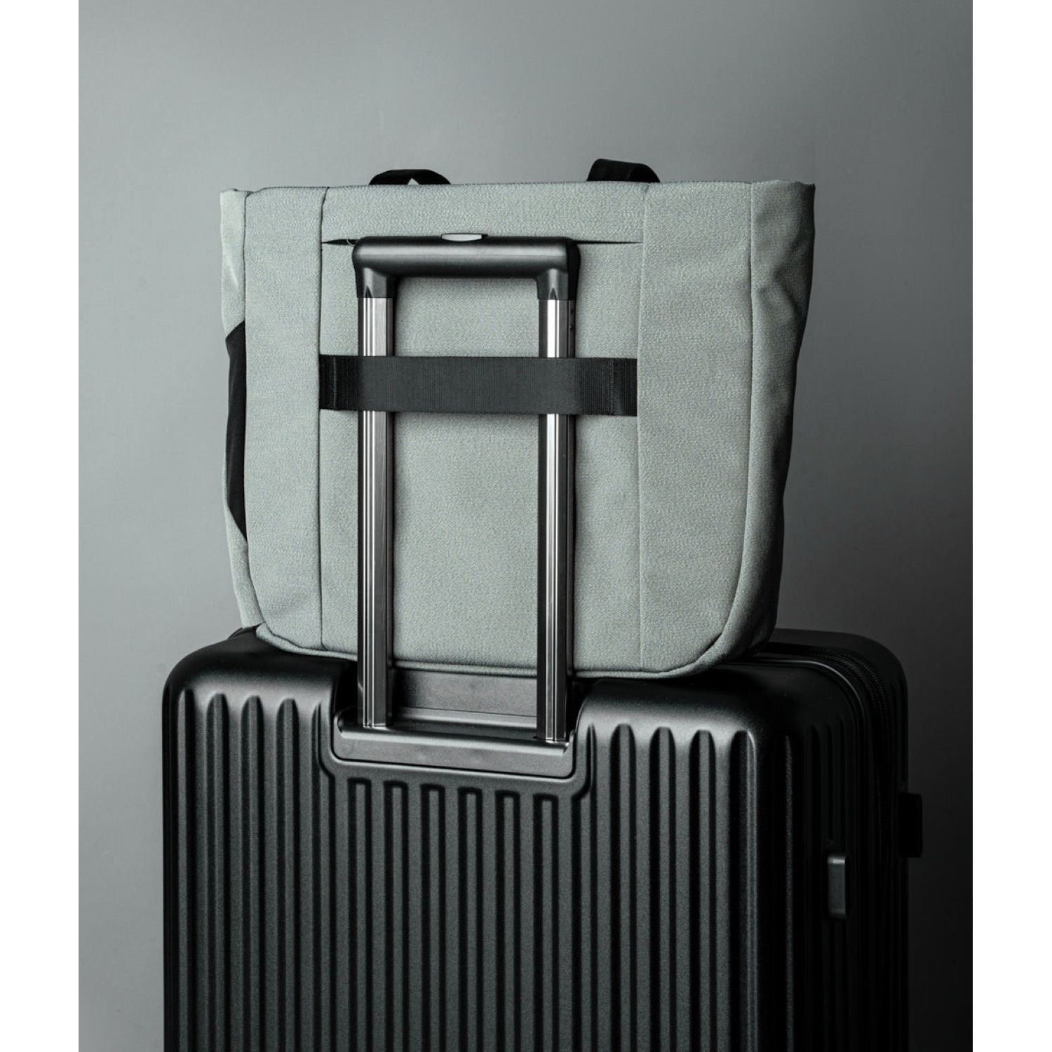 ALPAKA Bravo Tote 600D | Alpaka Bravo Tote, Alpaka Totes, Bags, Shoulder Bags, Tote Bags, Travel Accessories | Alpaka-31