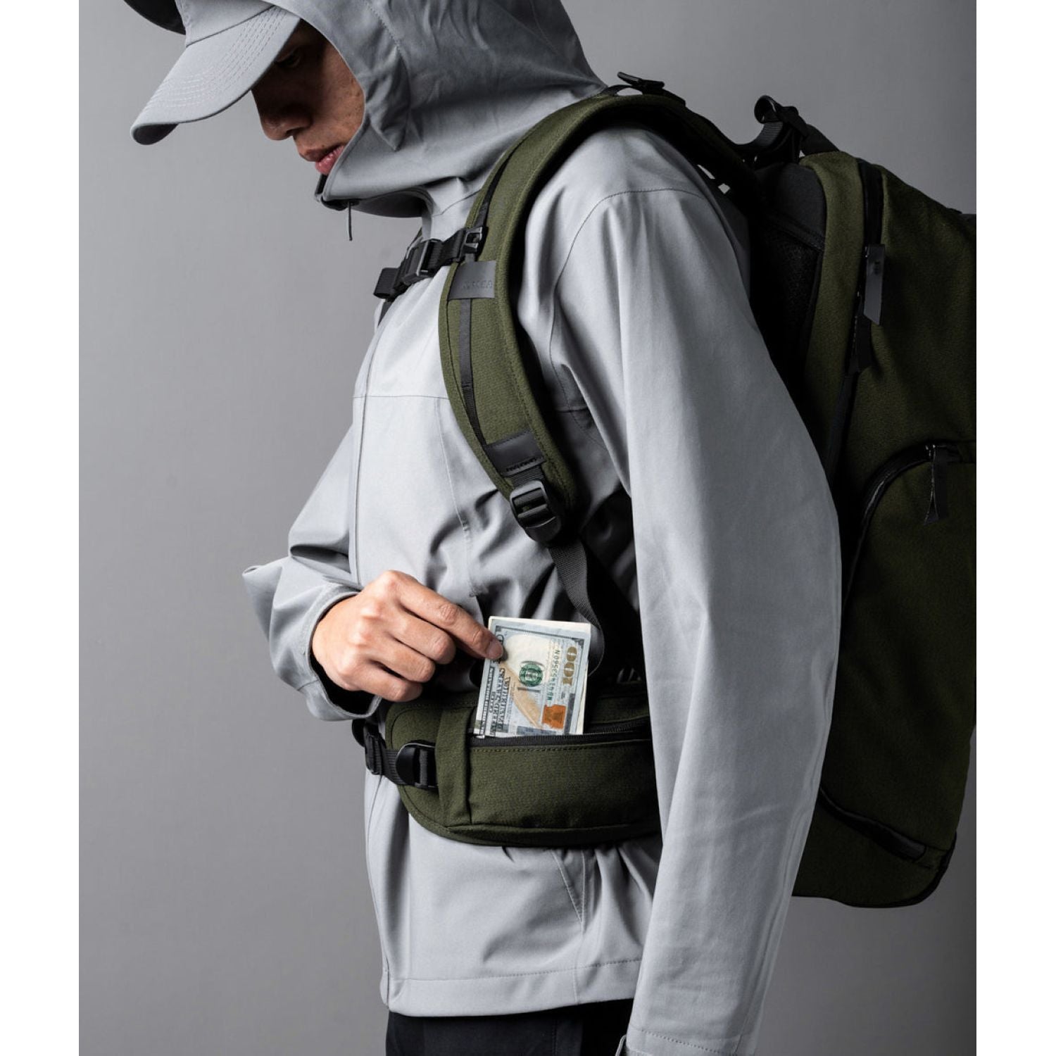 ALPAKA Elements Travel (35L) Axoflux 600D Backpack + Removable Waist Strap (SA)