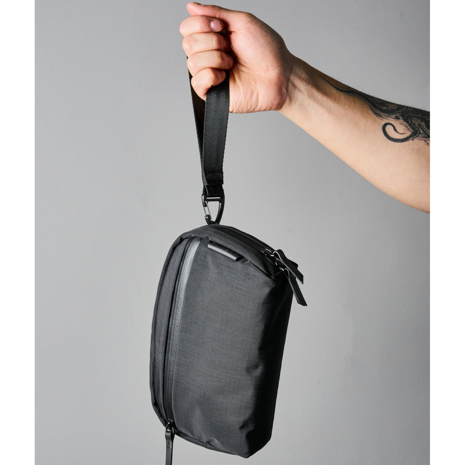 ALPAKA Toiletry Bag | Alpaka Accessories, Pouches, Travel Accessories | Alpaka-3