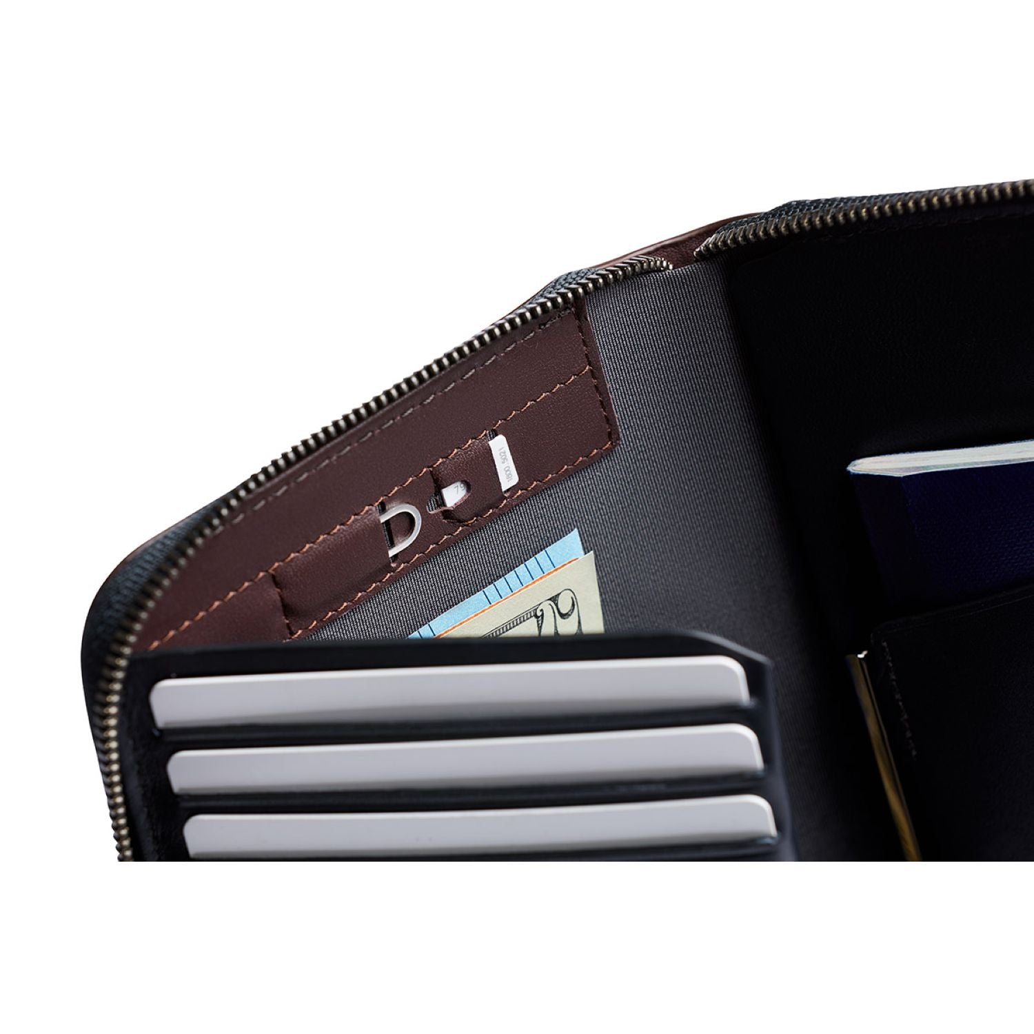 Bellroy Travel Folio (SA)