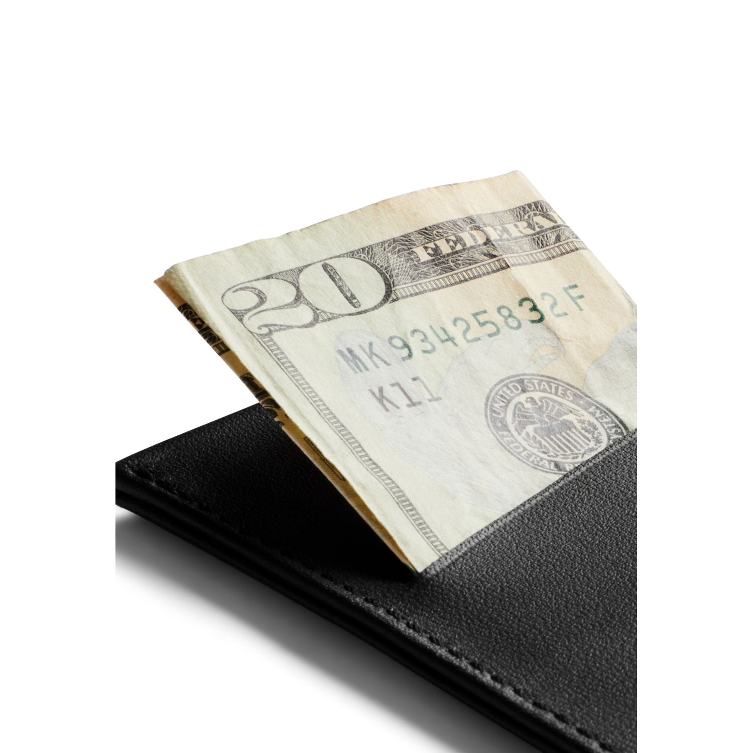 bellroy-card-sleeve-second-edition-black-ash-carryology-essential-edition-3
