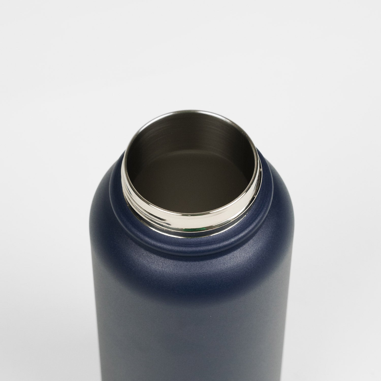 Crossing Urban Insulated S/S Bottle W Handle 950ml