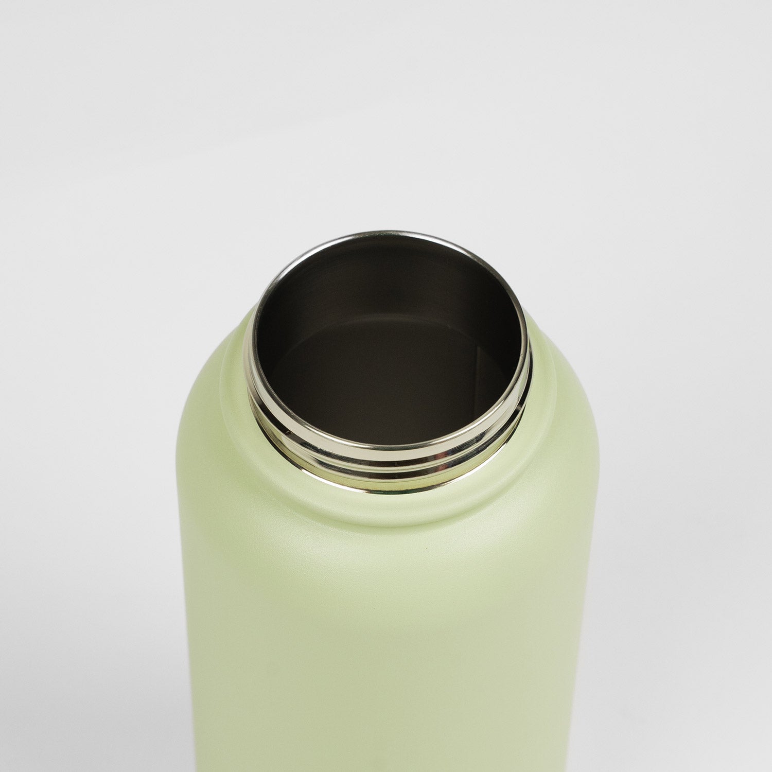 Crossing Urban Insulated S/S Bottle W Handle 950ml