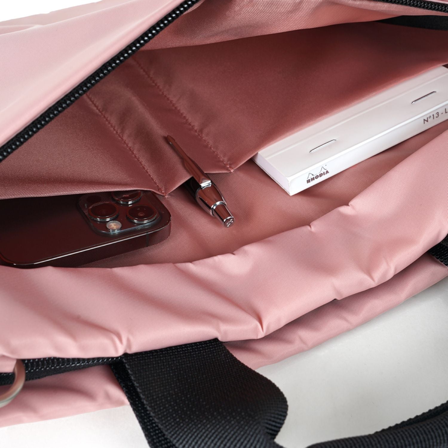 Hellolulu Mira 2-Way Sleeve Case 14" Recycled (SA)