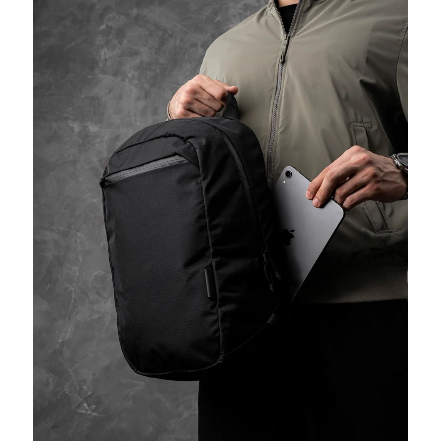 ALPAKA Aero Backpack Lite Axoflux 210D 16L