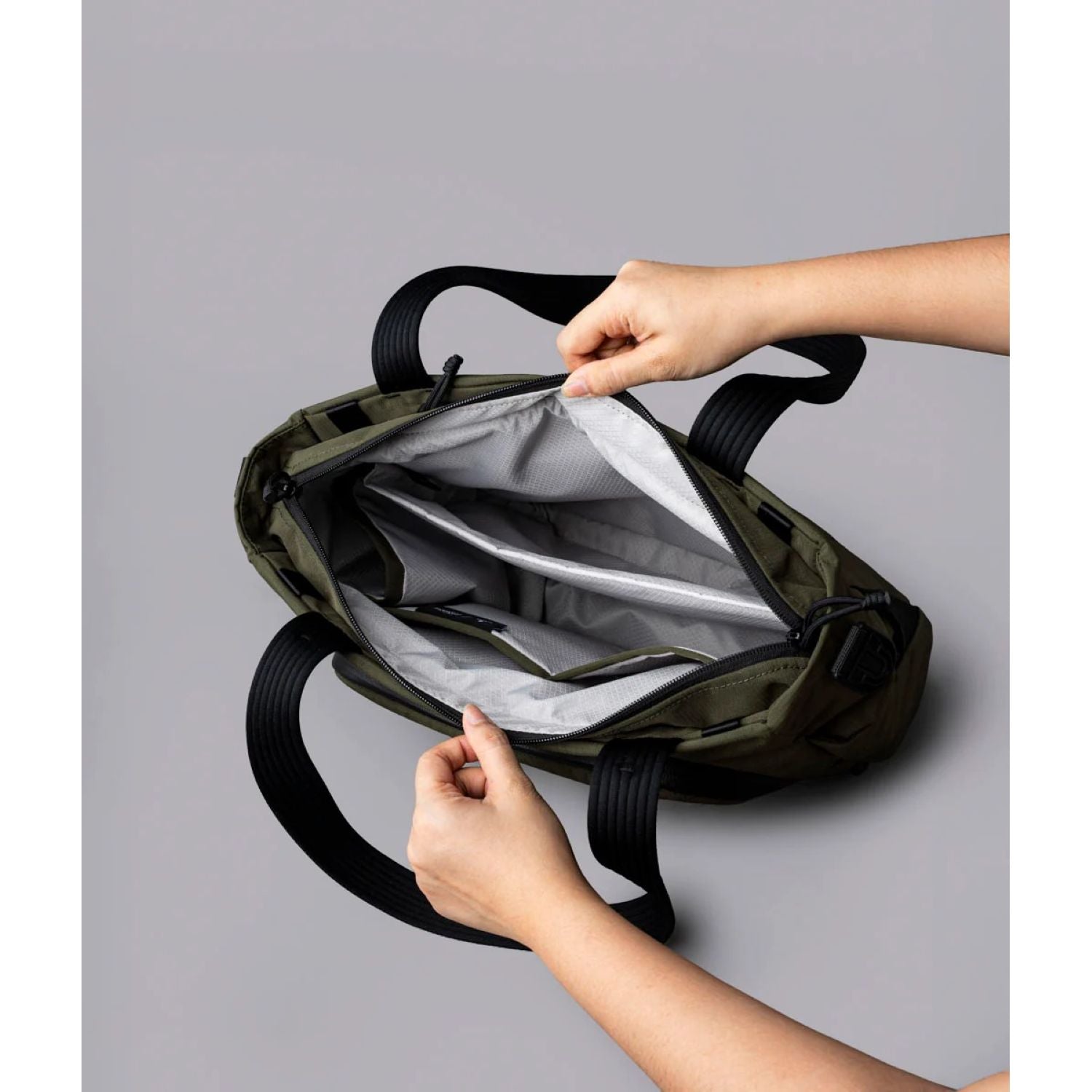 ALPAKA Bravo Tote V2 12L