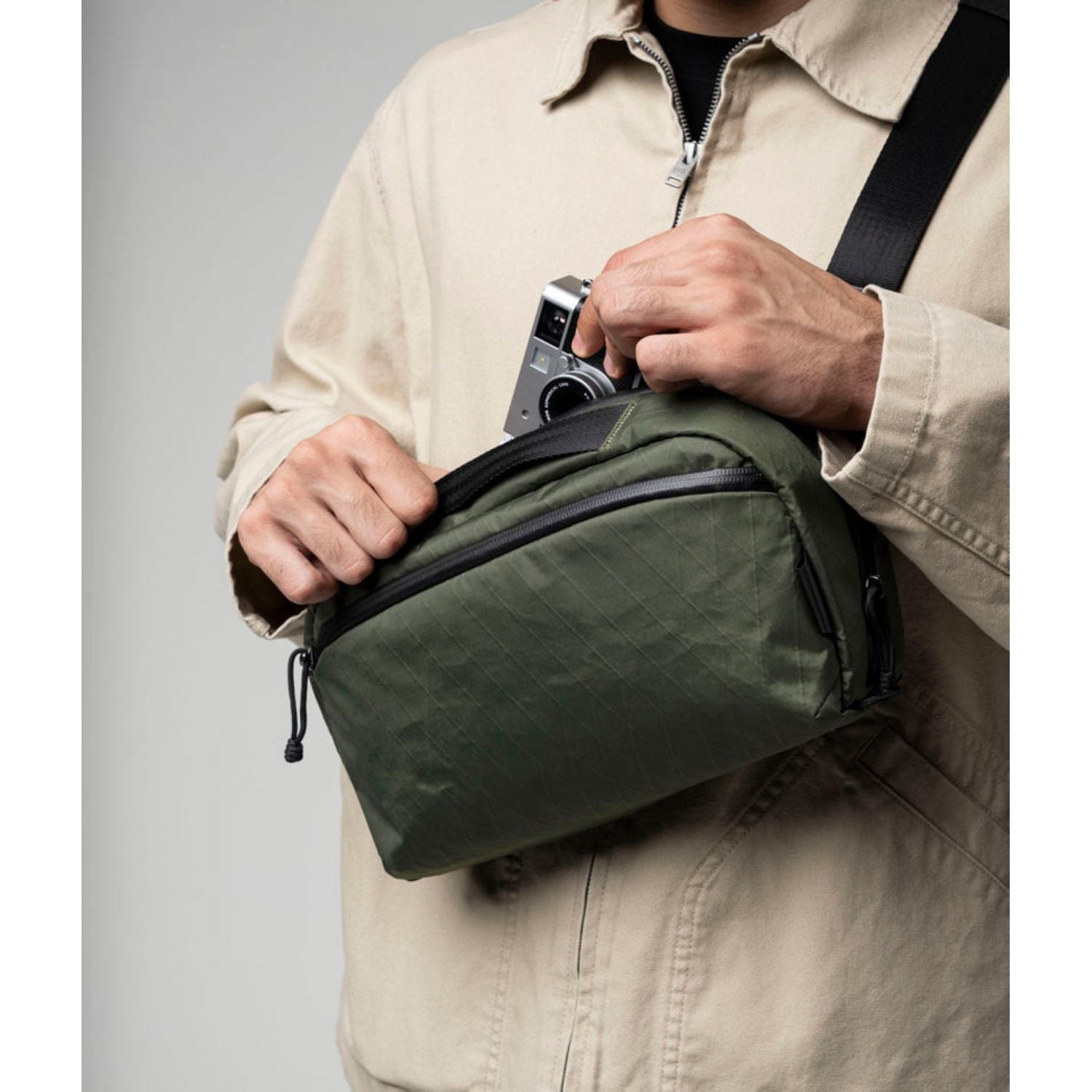 ALPAKA Eclipse Gaming Sling