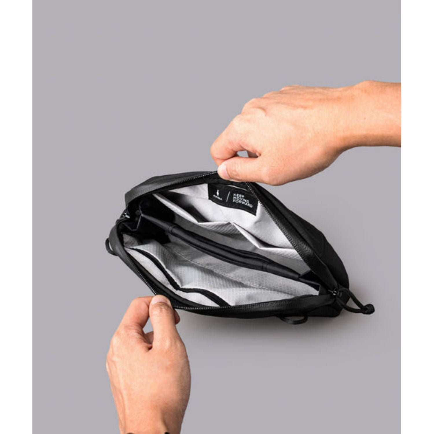 ALPAKA Flight Pouch Pro