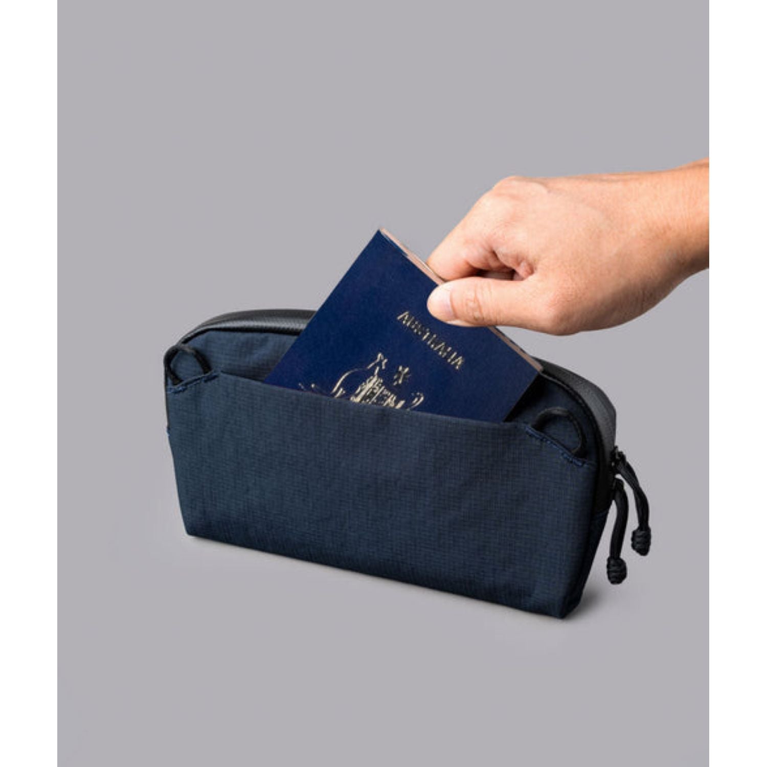 ALPAKA Flight Pouch Pro