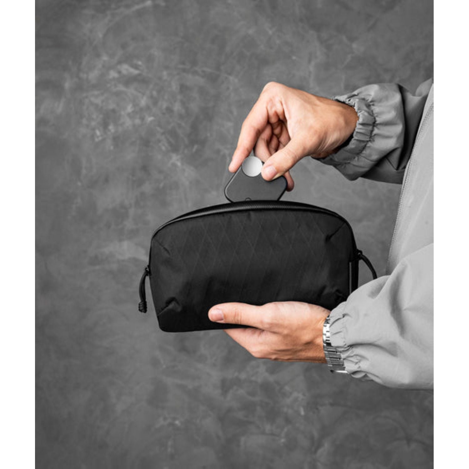 ALPAKA Flight Pouch Pro