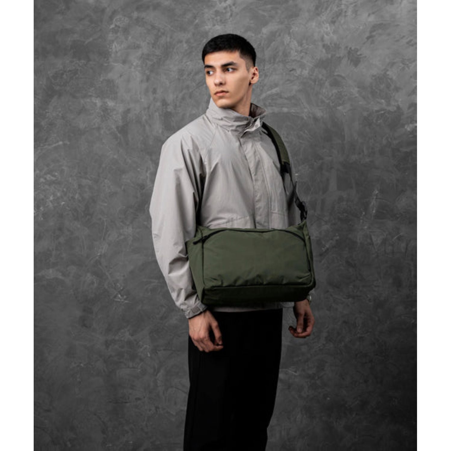 ALPAKA Flight Satchel