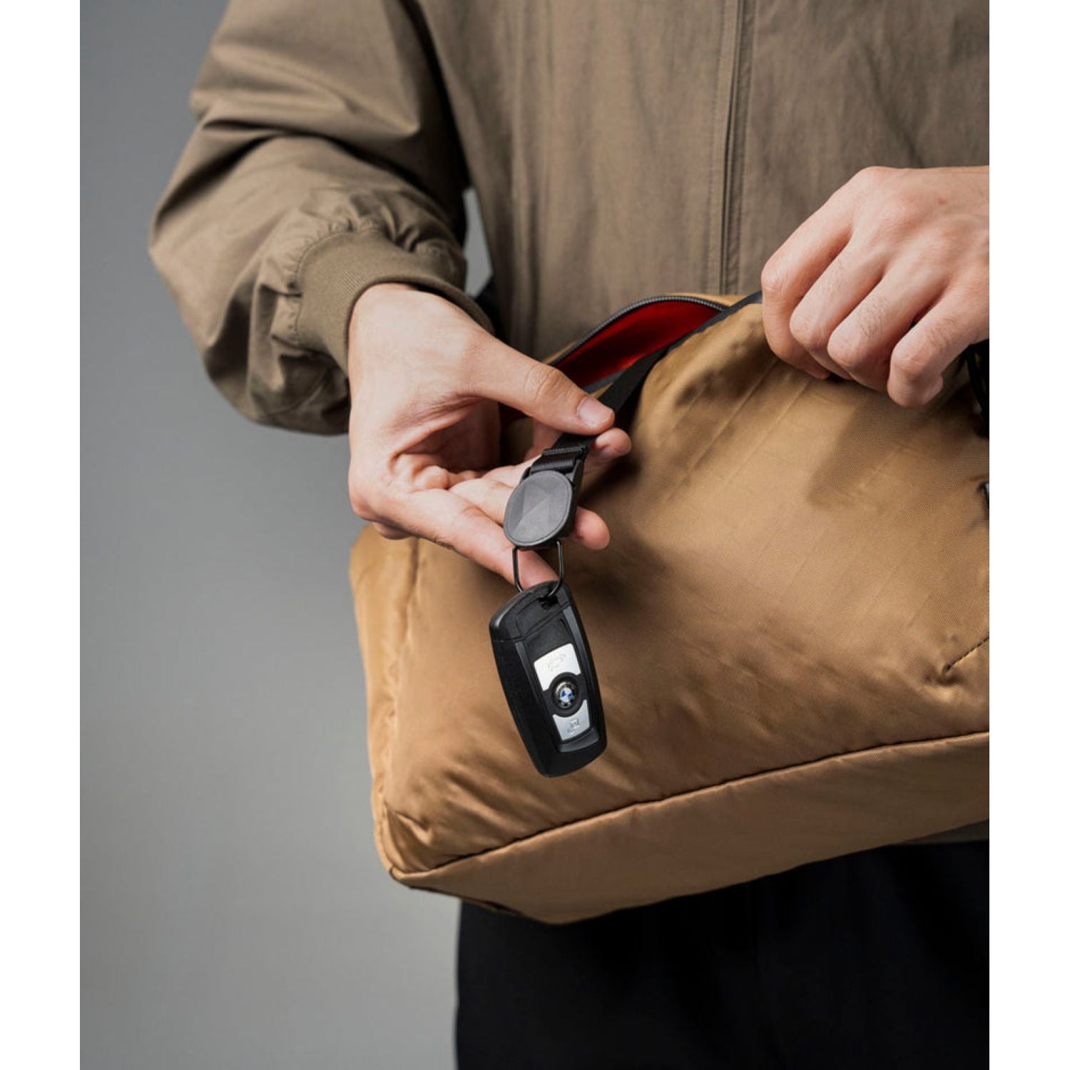 ALPAKA Flight Satchel