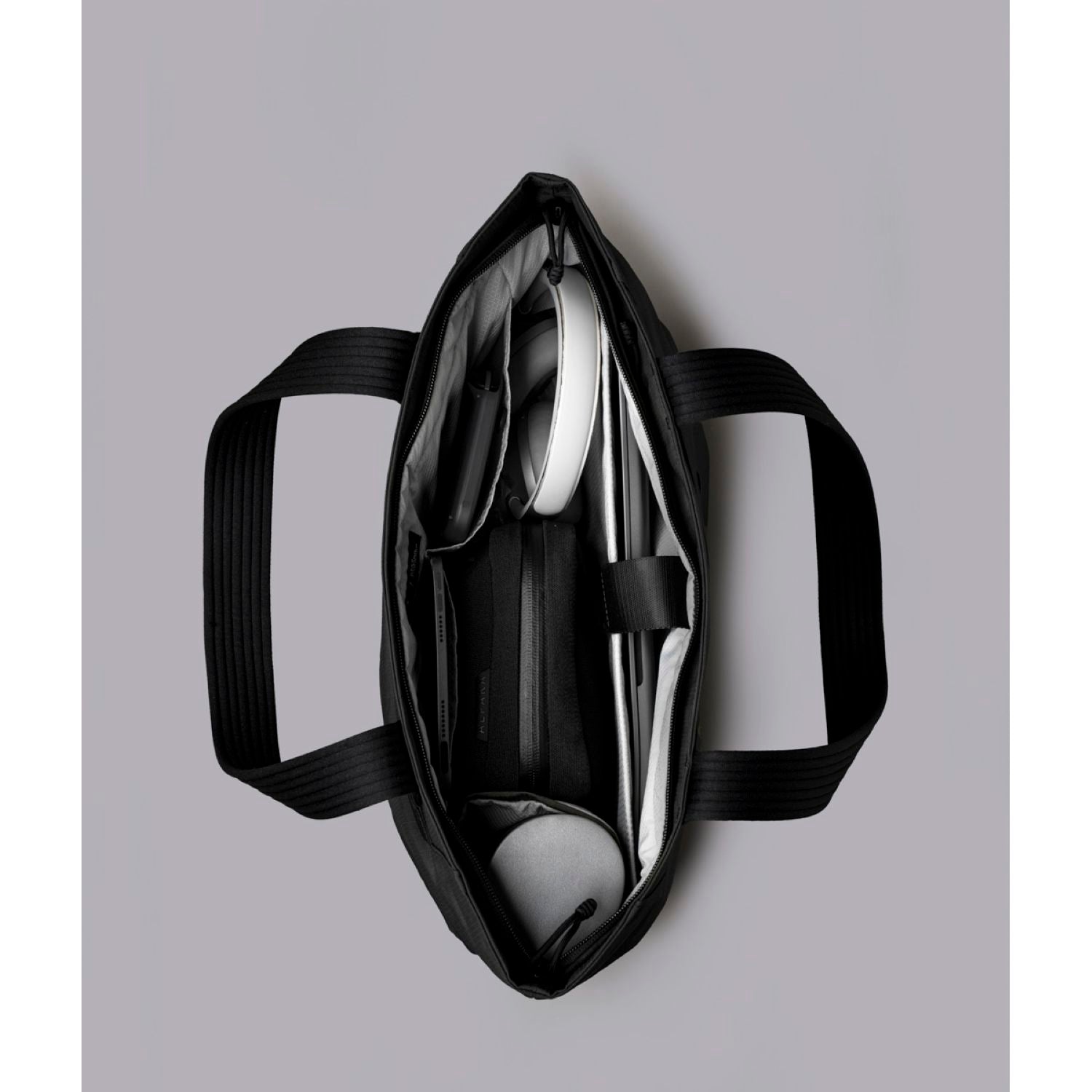 ALPAKA Flight Tote Bag (L)