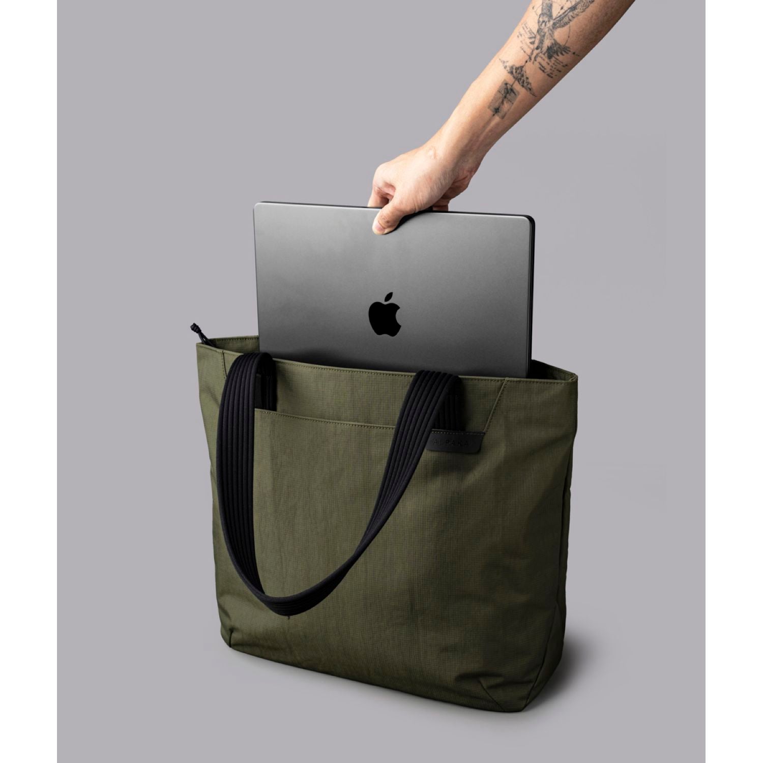 ALPAKA Flight Tote Bag (L)
