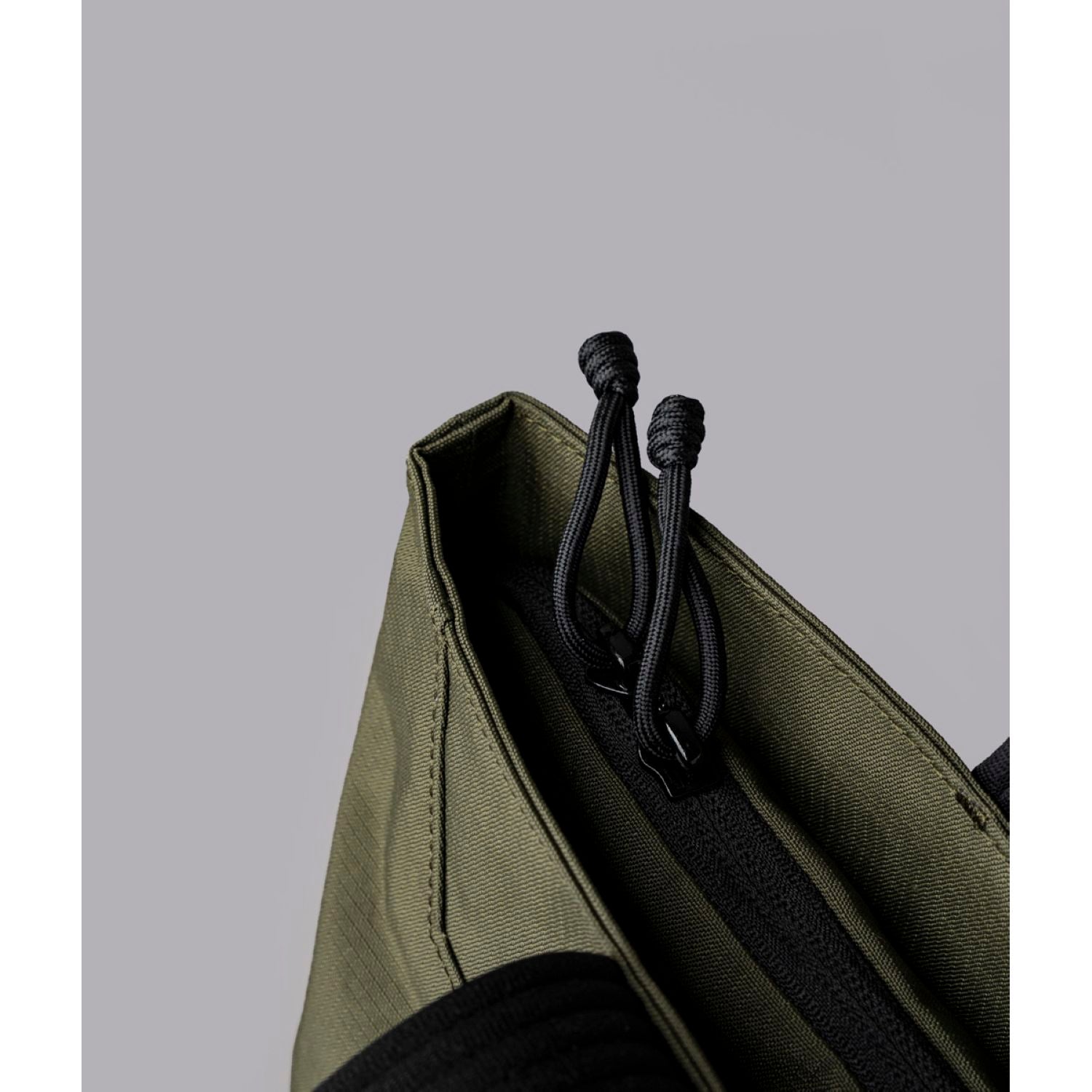 ALPAKA Flight Tote Bag (M)