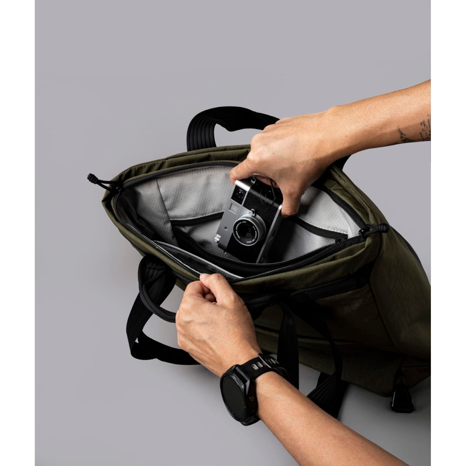 ALPAKA Flow Tote Pack