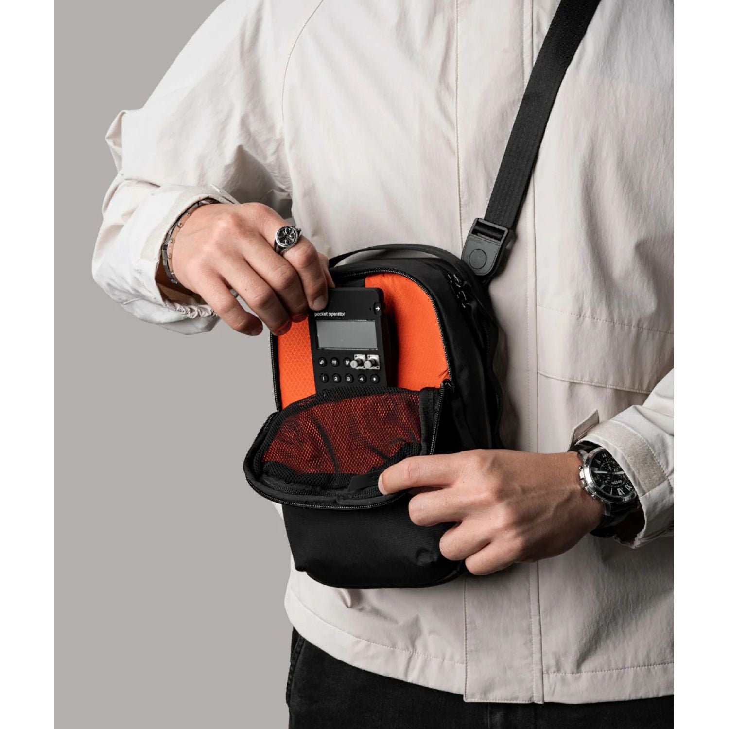 ALPAKA Metro Sling Max