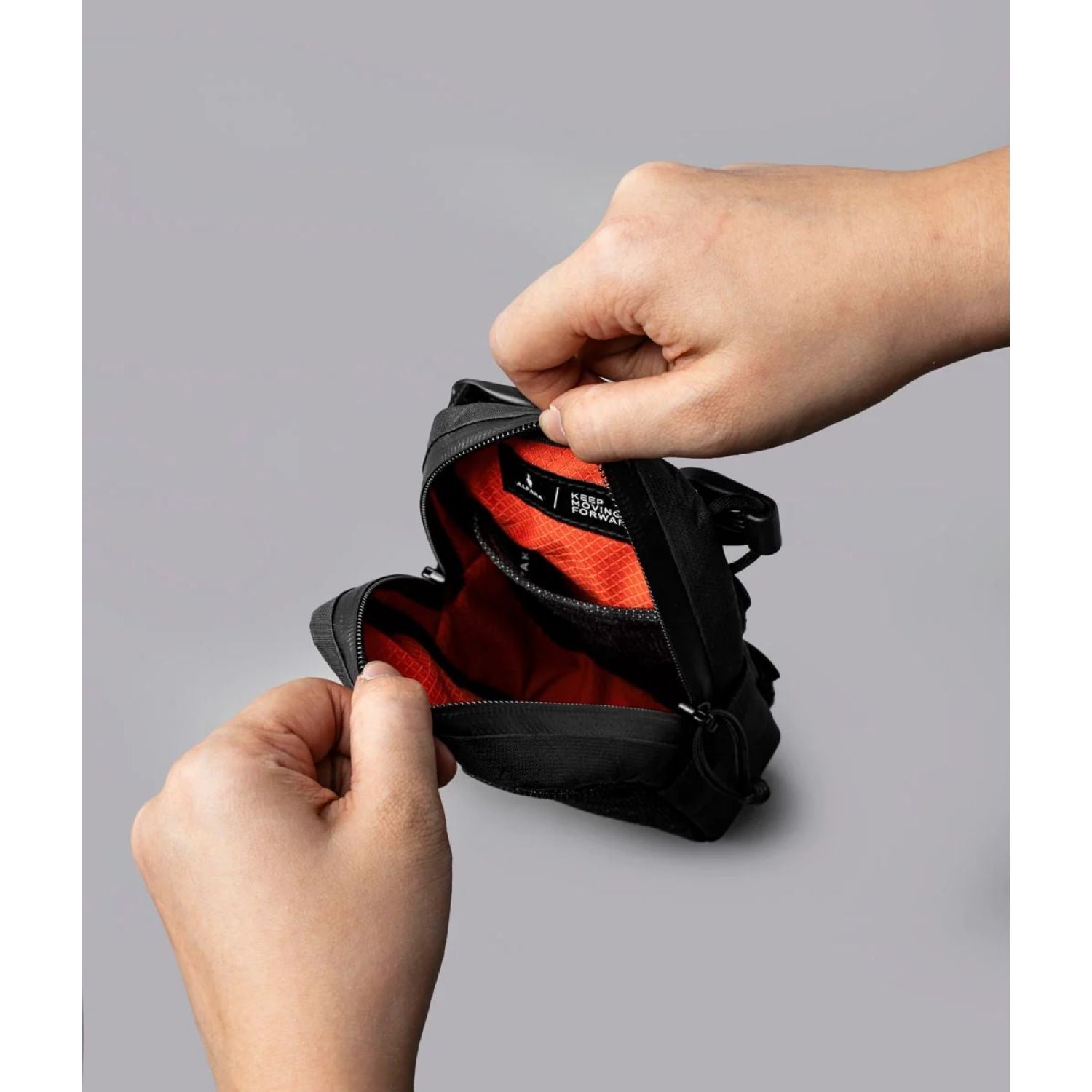 ALPAKA Modular Shoulder Pocket Max