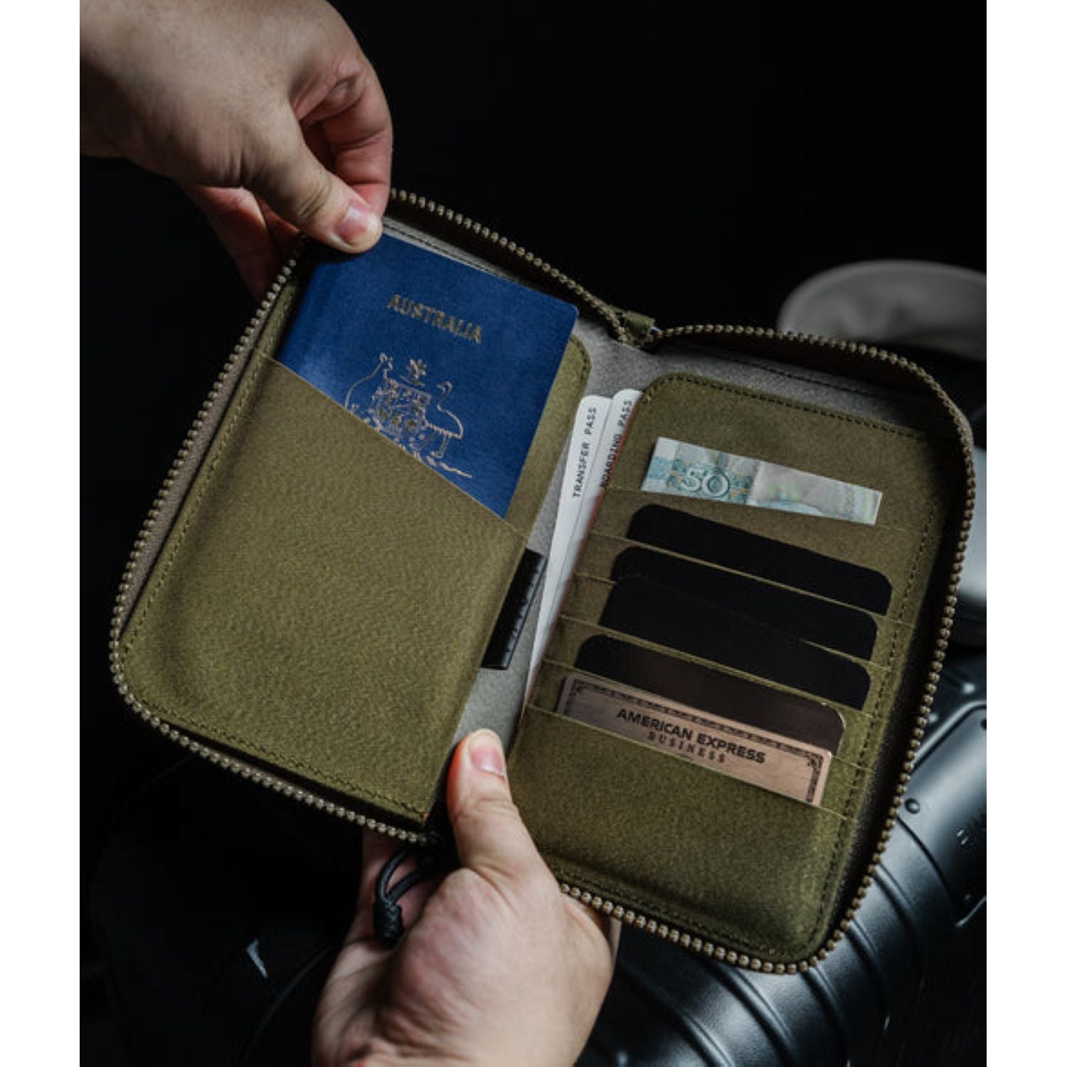 ALPAKA Zip Passport Wallet