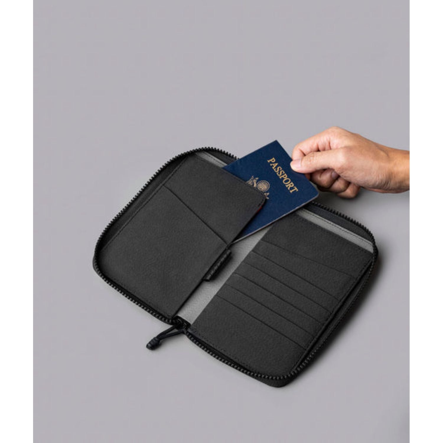 ALPAKA Zip Passport Wallet