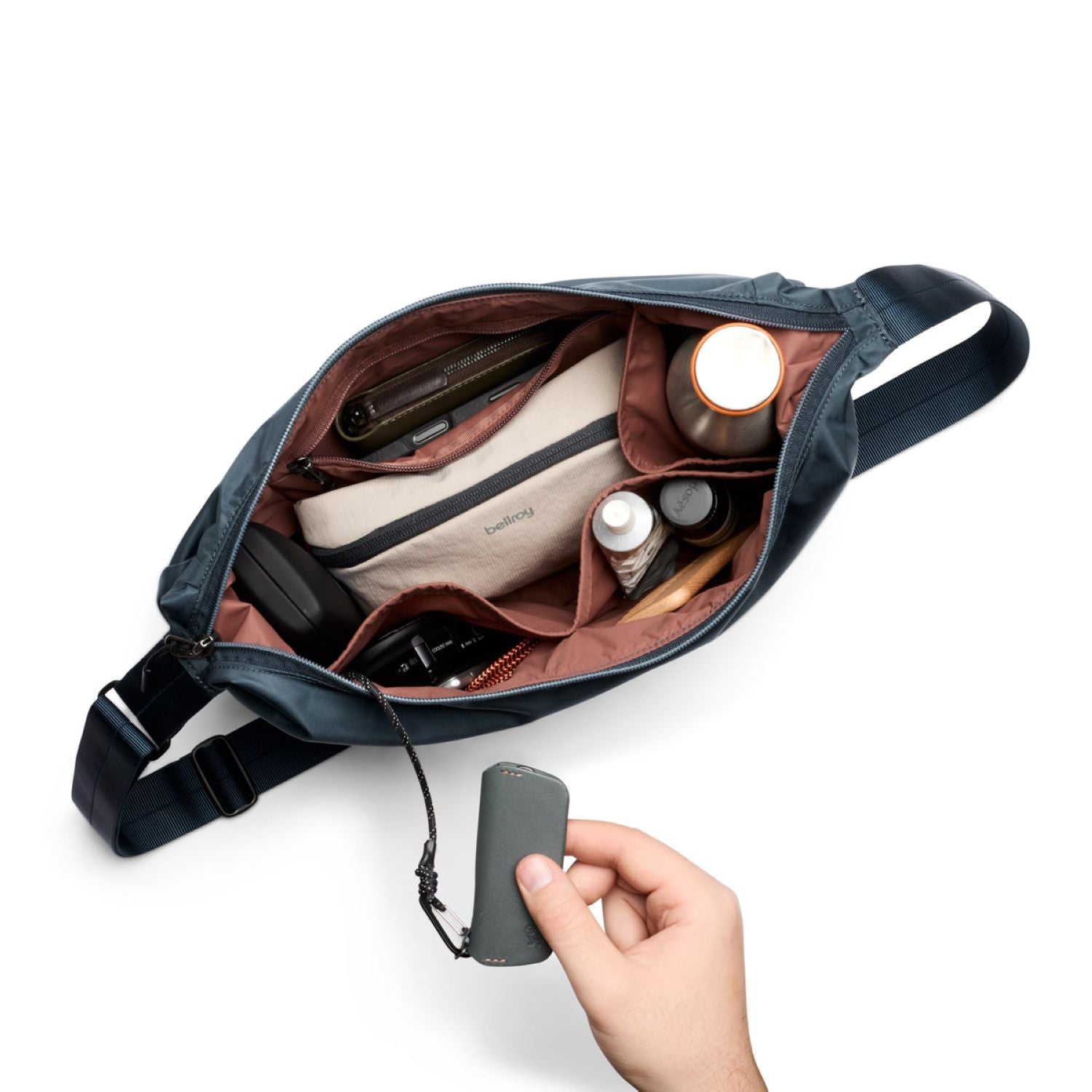 Bellroy Laneway Crescent Bag 7L