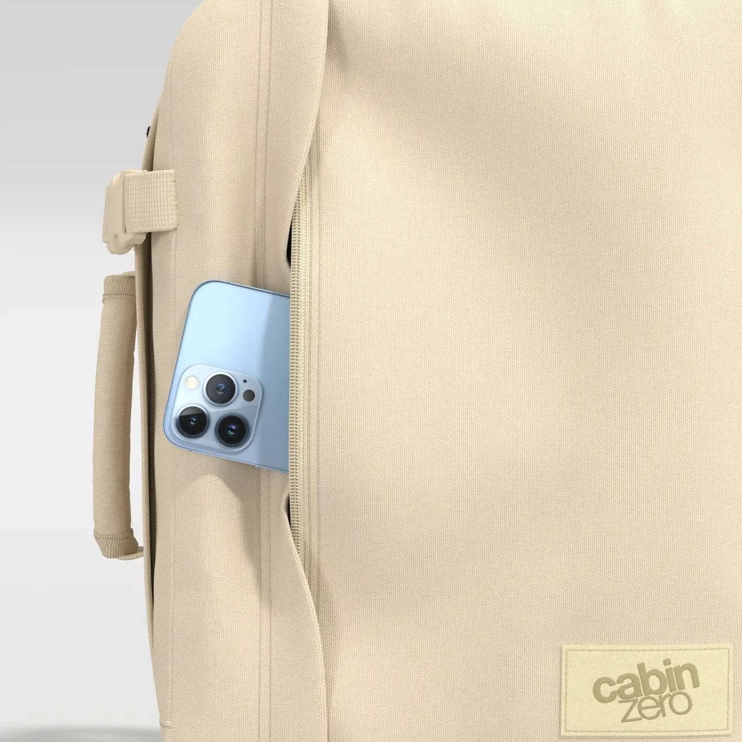 Cabinzero Classic Tech Backpack - Laptop 28L