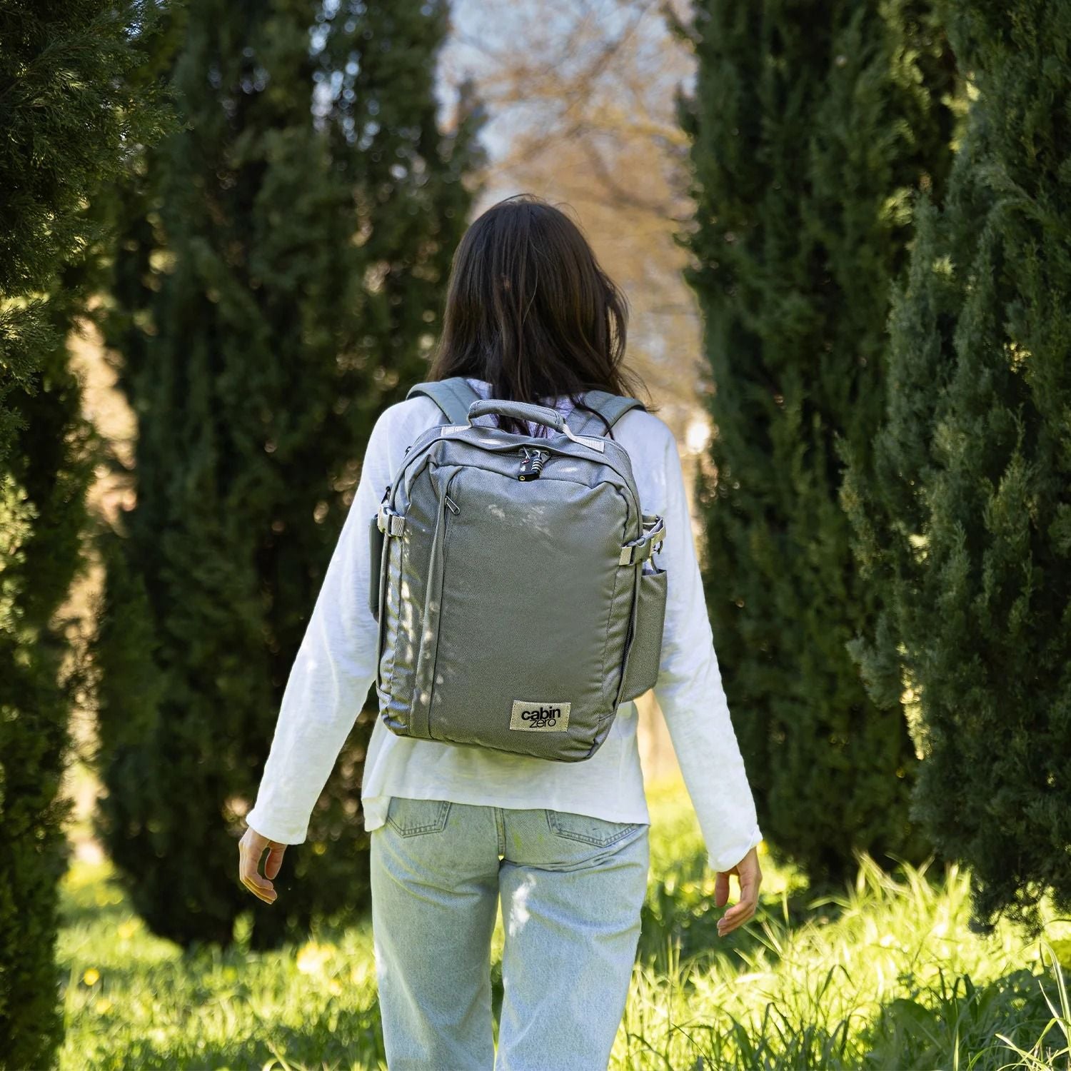 Cabinzero Classic Tech Backpack - Laptop 28L