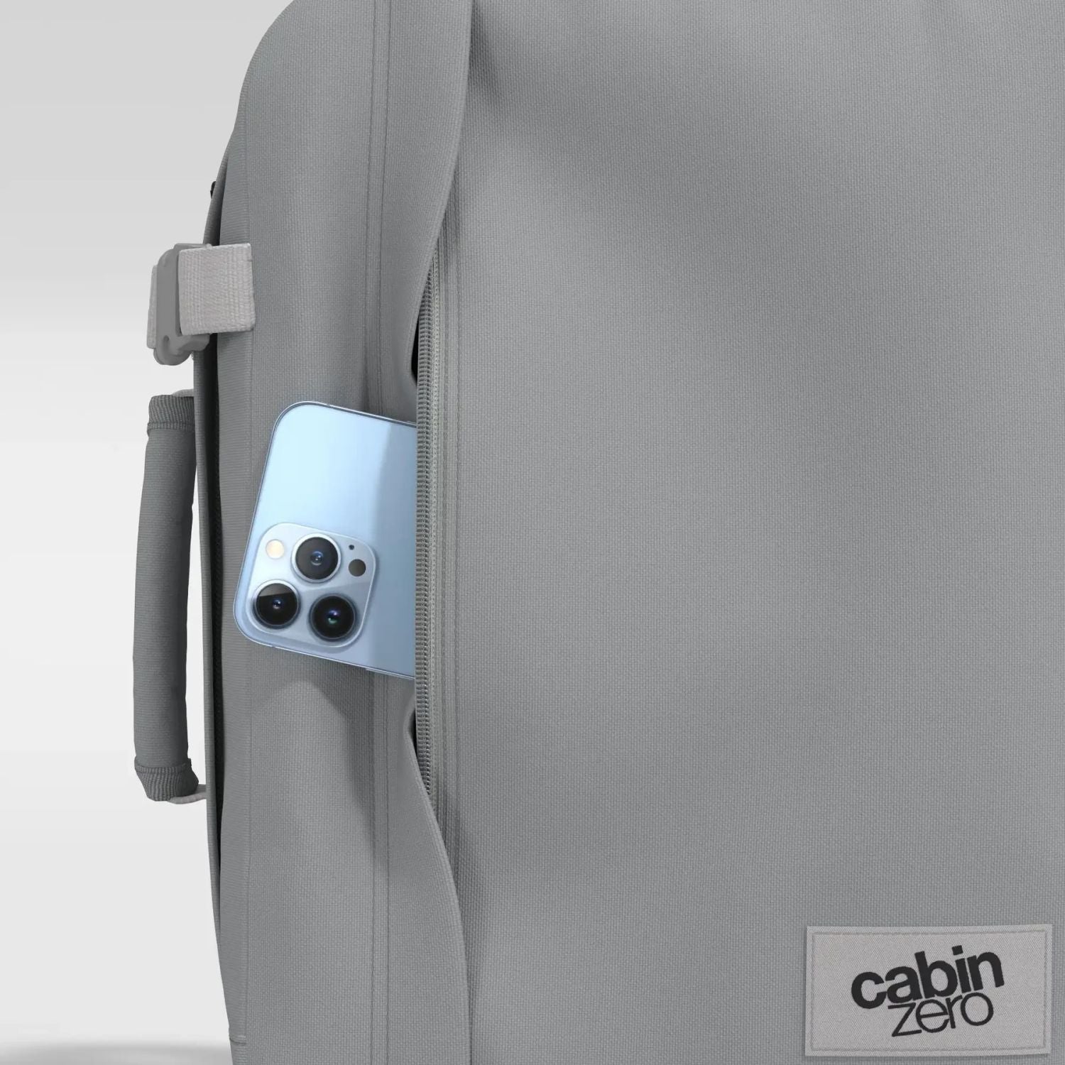 Cabinzero Classic Tech Backpack - Laptop 28L