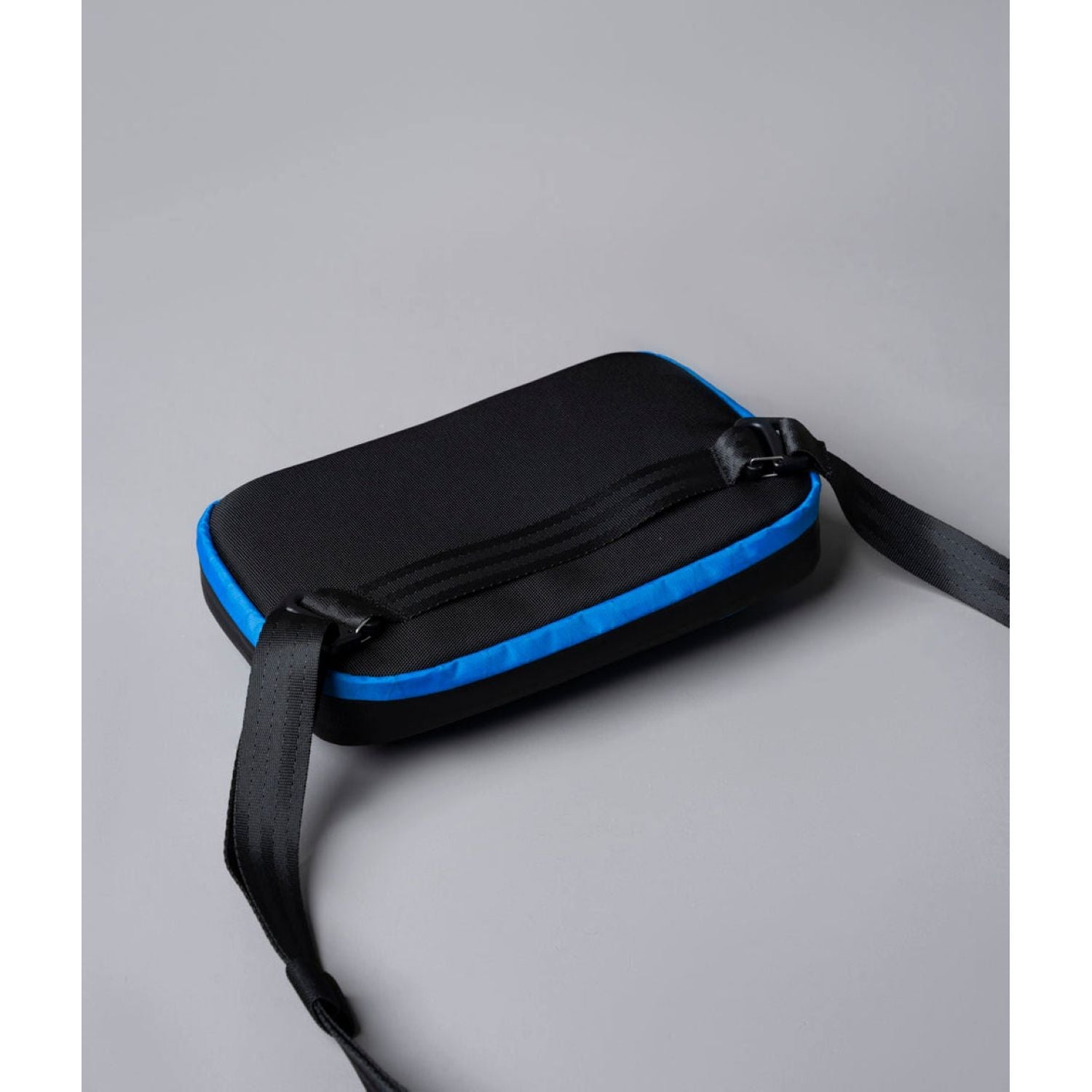 ALPAKA Elements Tech Case Mini (SA)