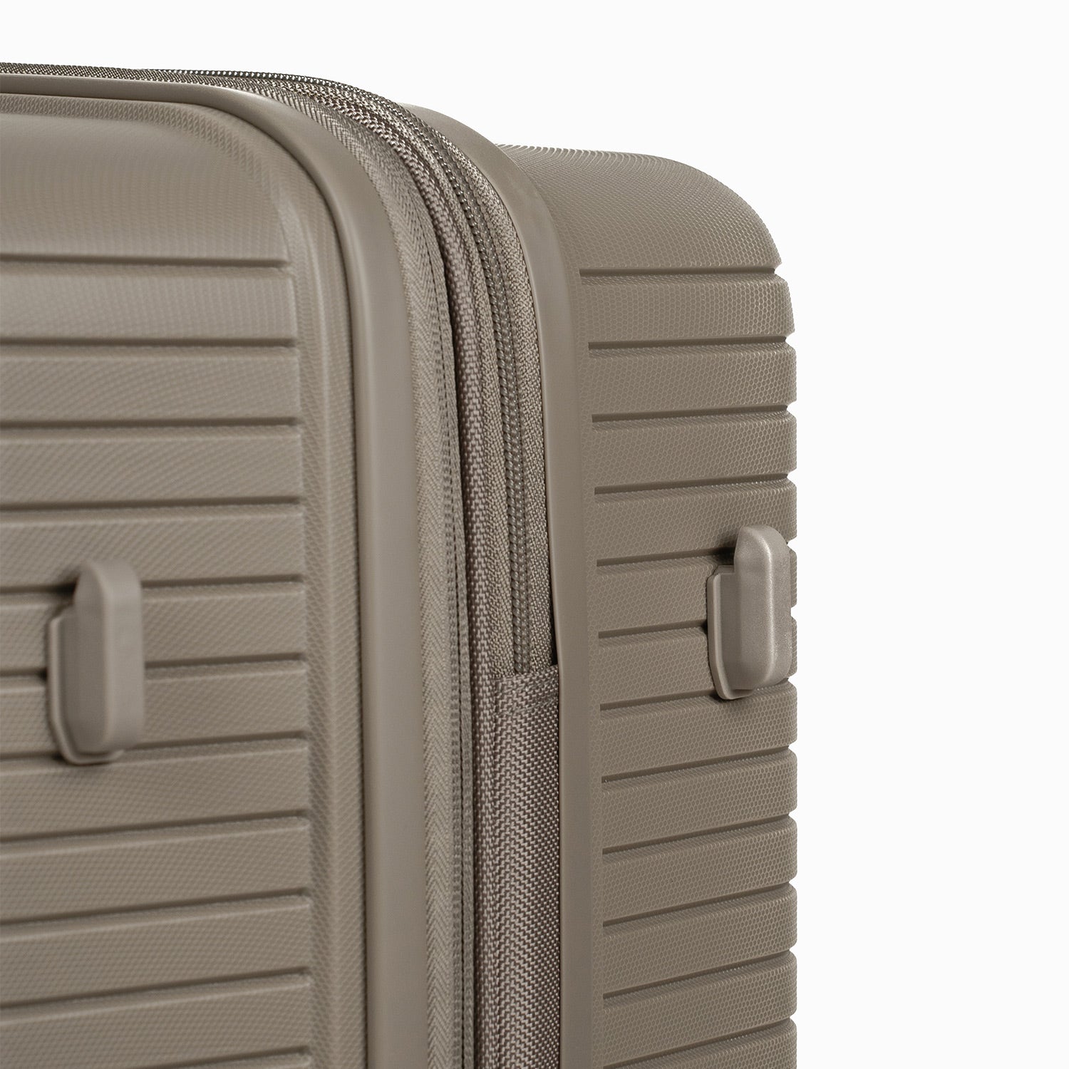 Crossing GLID Polypropylene Large 30" Luggage