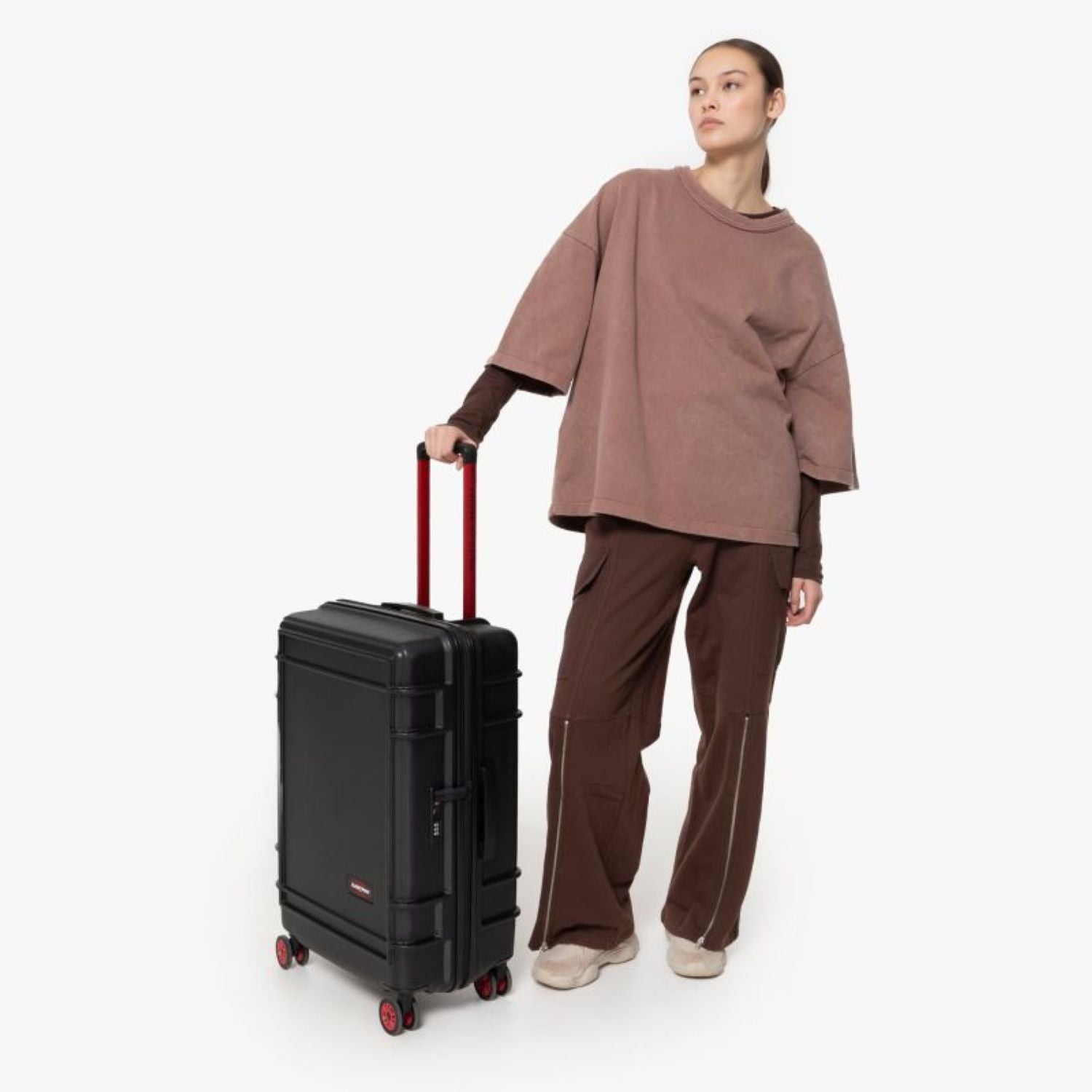 Eastpak Resist'R Zip M Hard Luggage (27")