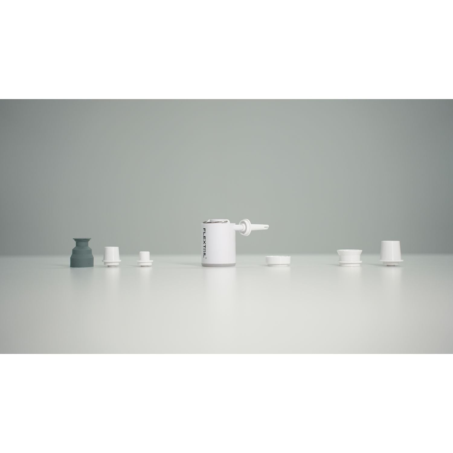 Flextail Bundle Set (Tiny Pump X (White) + 2 Medium Size Vacuum Storage Bag)