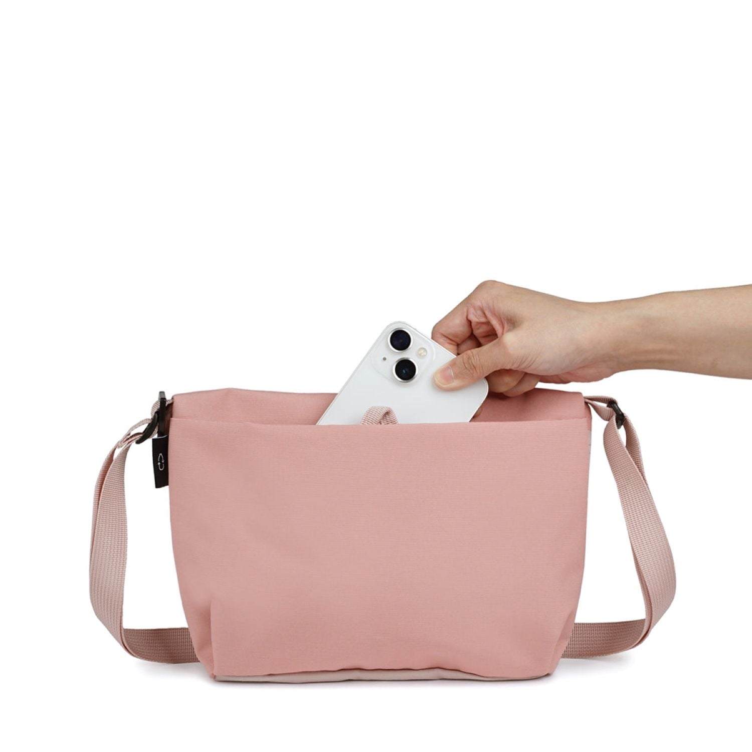 Hellolulu Cana Compact Utility Bag Recycled