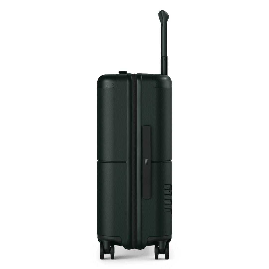 July Carry On Classic Polycarbonate 21" Luggage With Casesafe Tracking & Power Bank & Usb/Usb-C Cable
