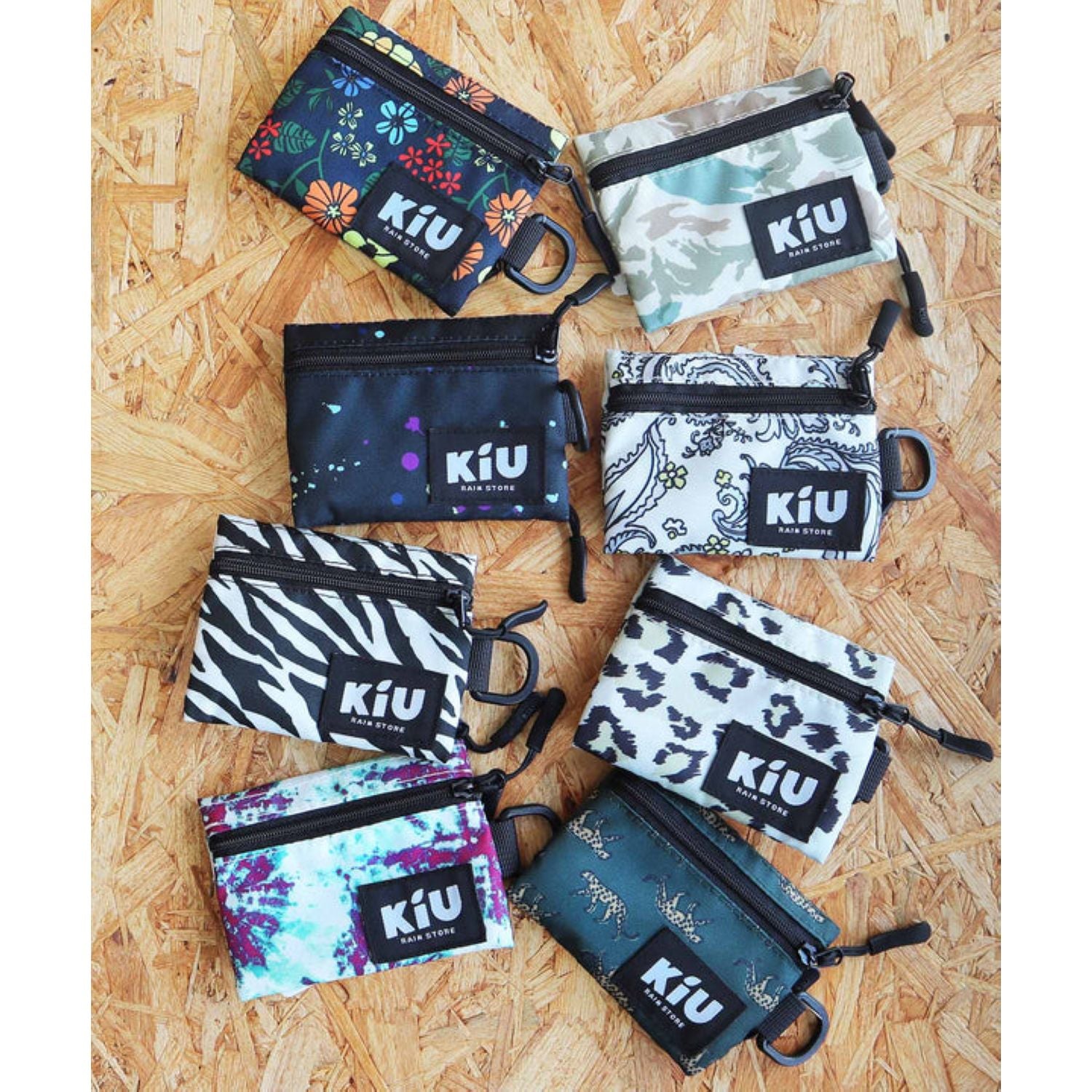 KiU Water Repellent Multi Case