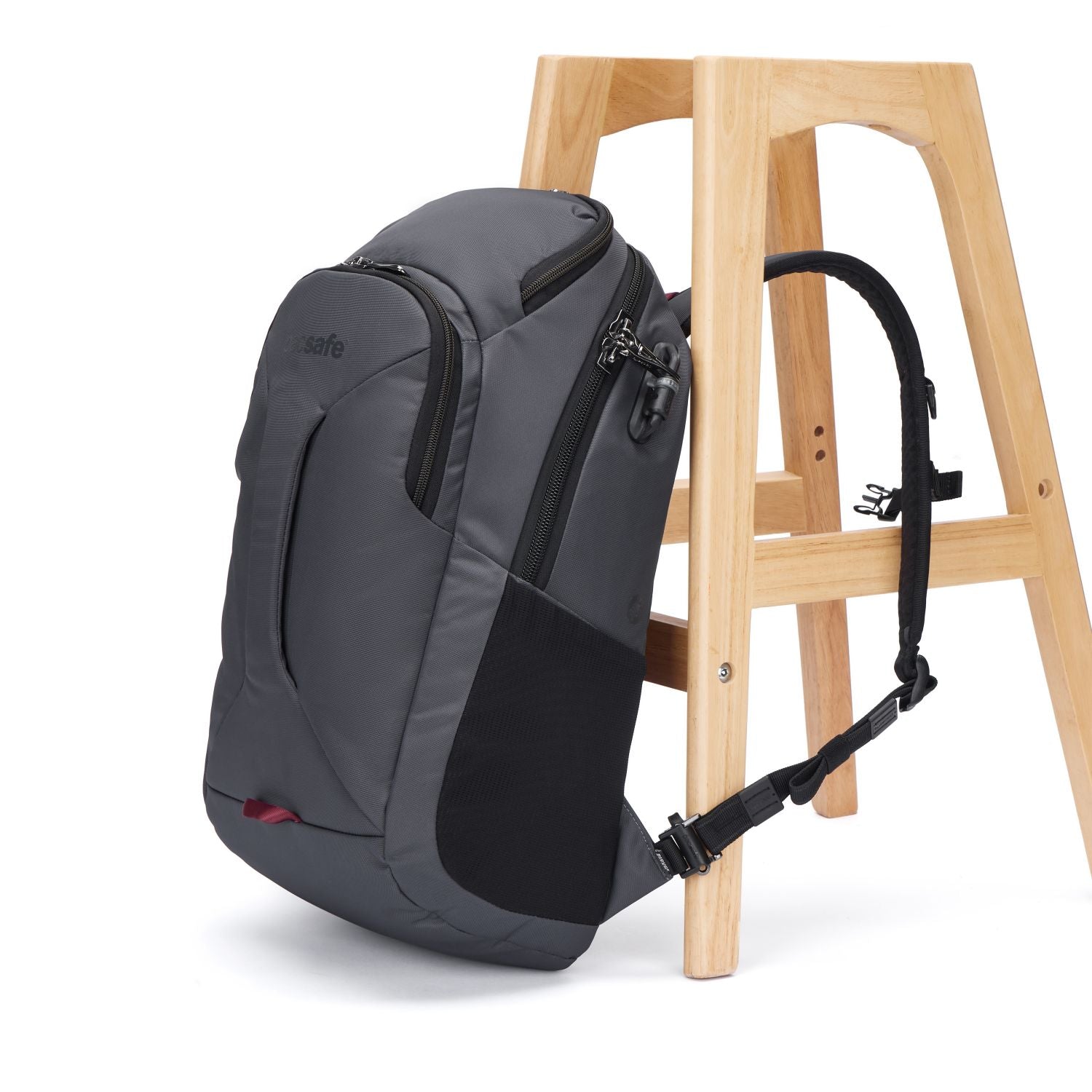 Pacsafe Exp 28L Anti-theft Backpack