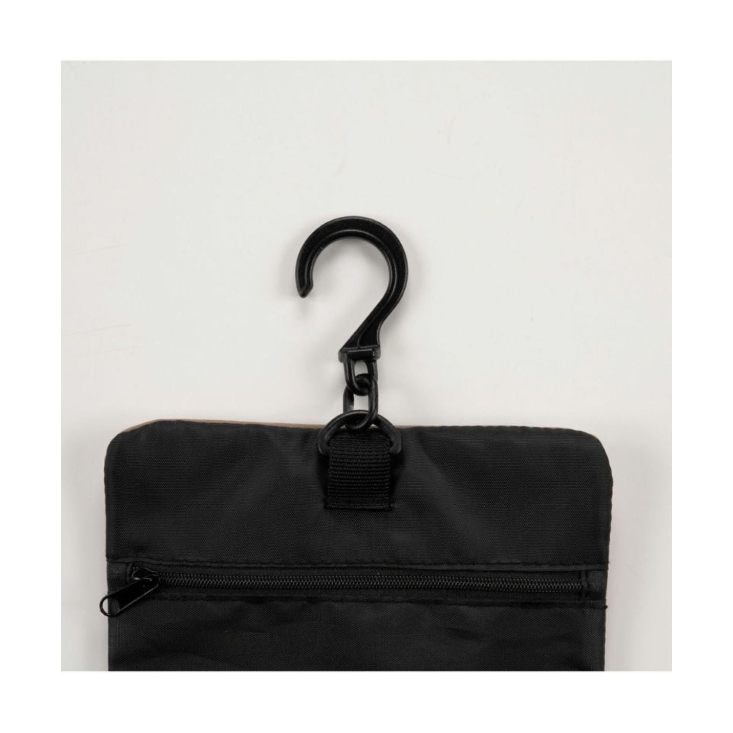 WPC Ondoo Travel Hanging Toiletry Kit