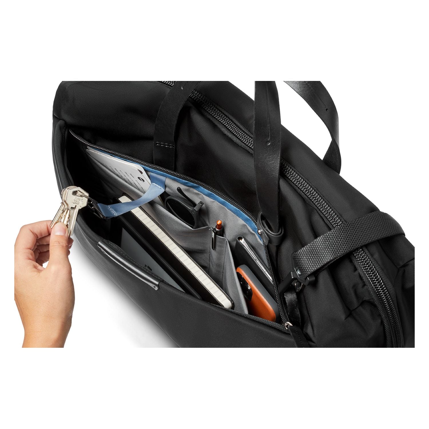 bellroy-flight-bag-black-5