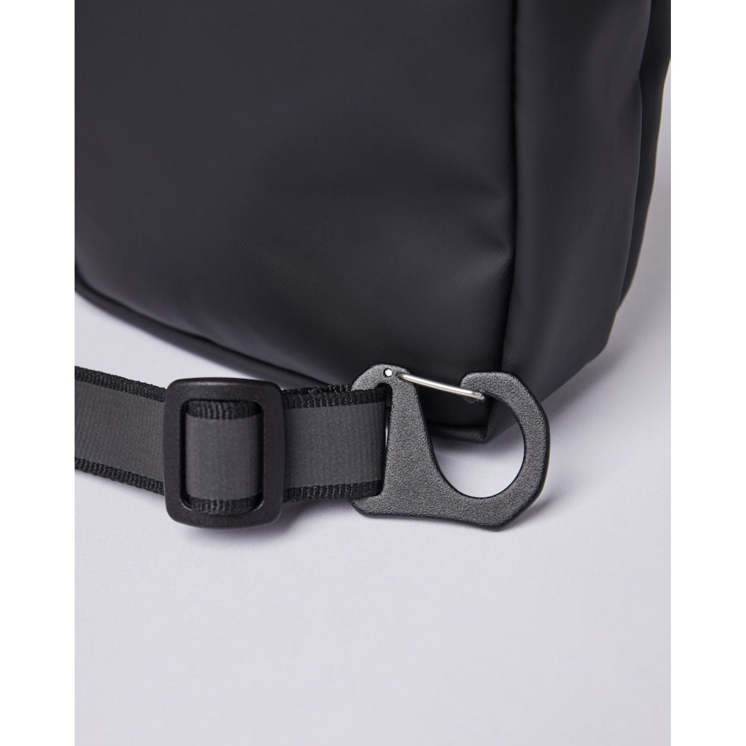 Sandqvist Poe Shoulder Bag