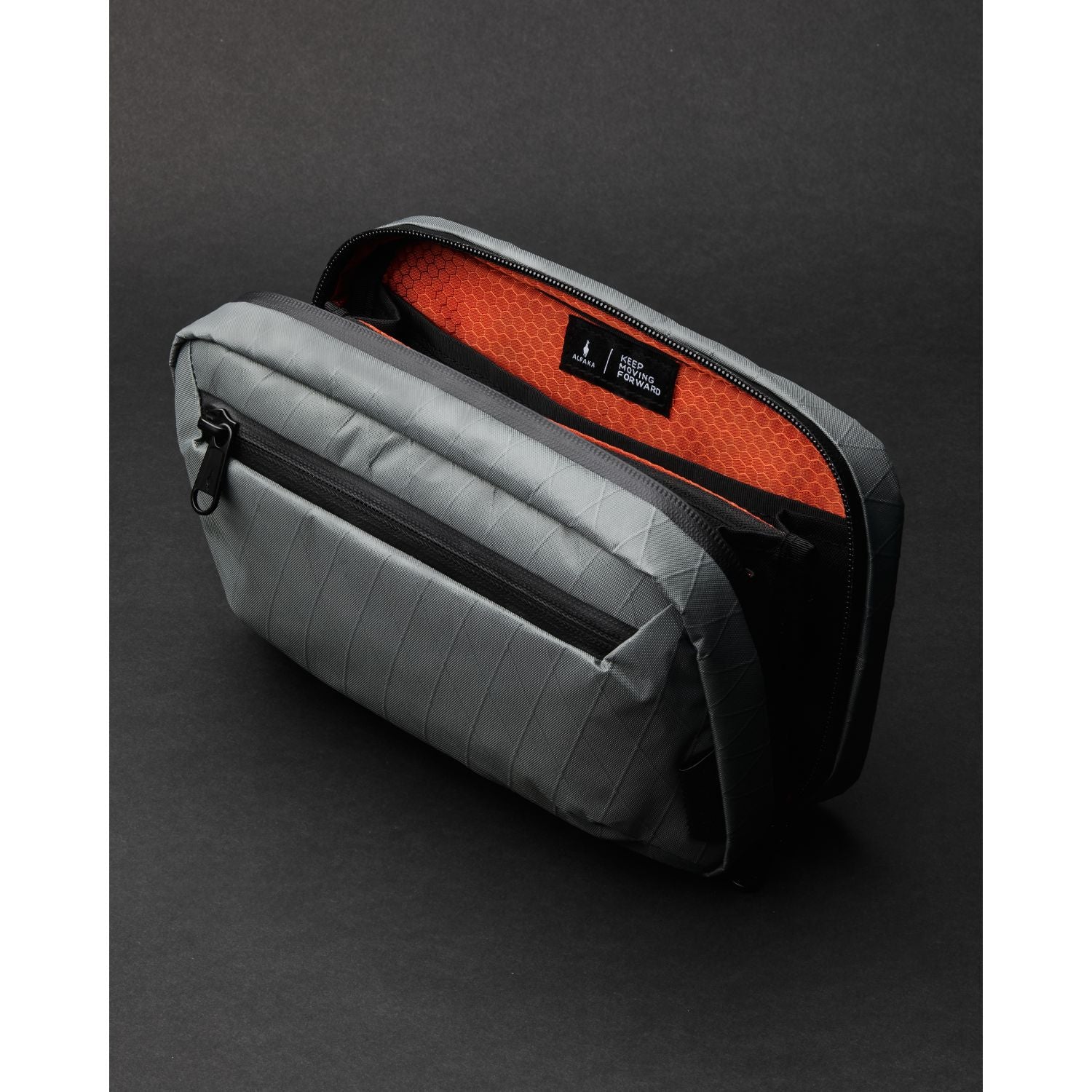 ALPAKA Elements Tech Case Sling (SA)