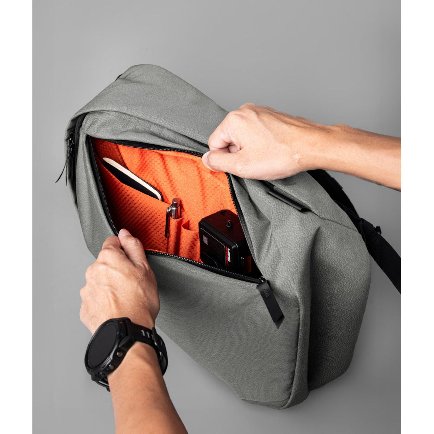 ALPAKA Metro Backpack