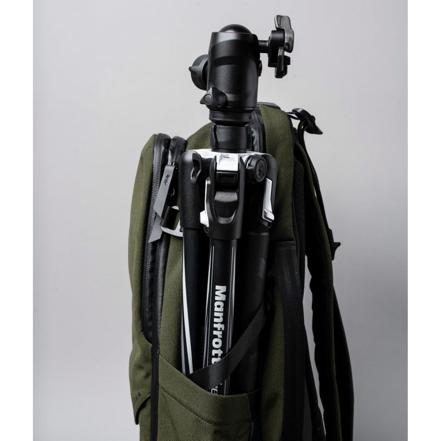 ALPAKA Elements Travel (35L) Axoflux 600D Backpack + Removable Waist Strap (SA)