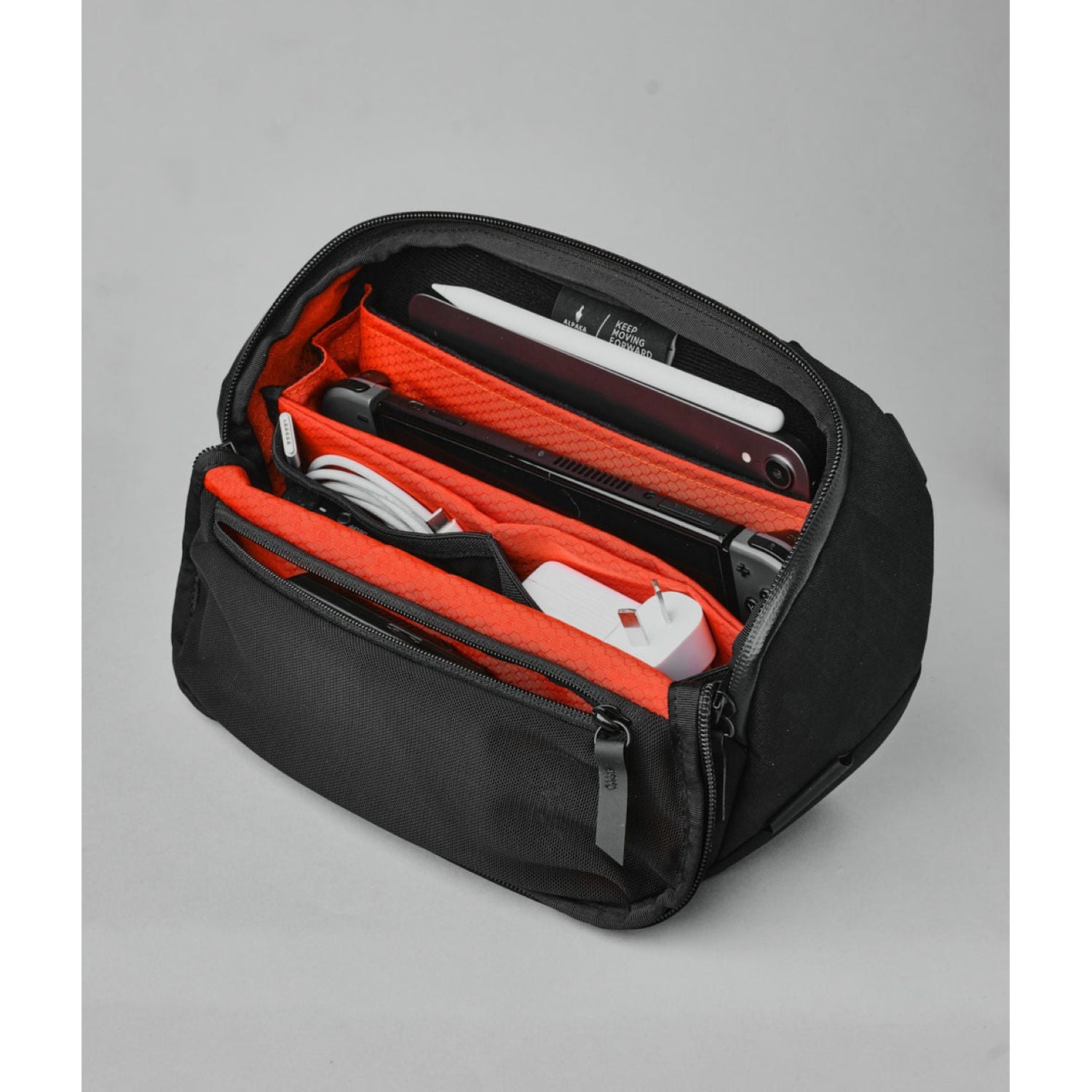 ALPAKA Vertex Pouch | Alpaka Slings, Bags, Bags for Men, Pouches & Crossbody Bags, Sling Bags | Alpaka-24