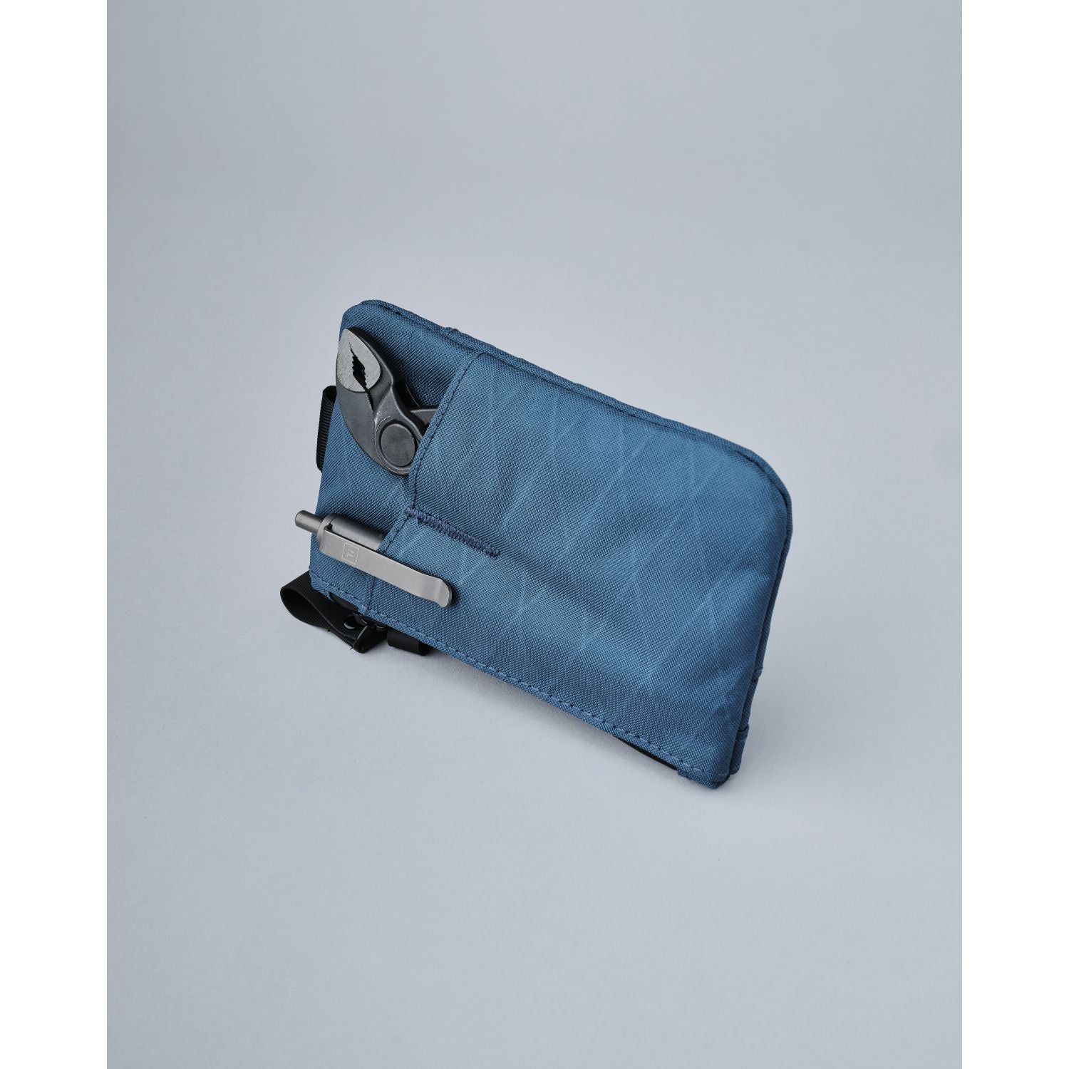 ALPAKA Zip Pouch Pro | Alpaka Pouches, Alpaka Zip Pouch, Gifts & Lifestyle, Men's Wallets, Pouches, Travel Accessories, Wallets, Zip Wallets | Alpaka-52