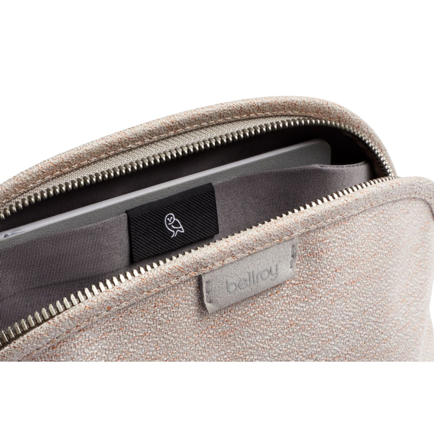 bellroy-classic-pouch-saltbush-6