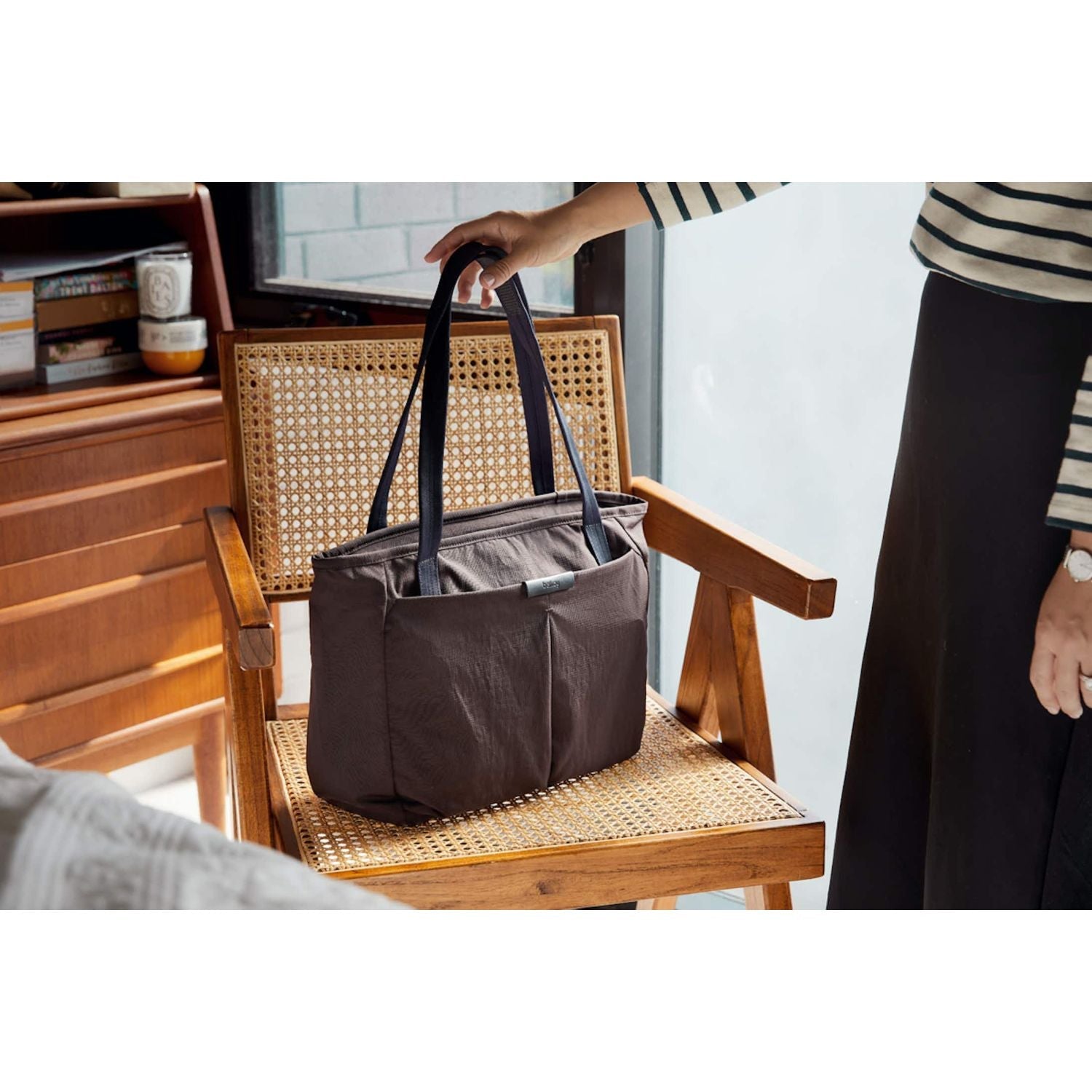 Bellroy Tokyo Wonder Tote 15L | Bags, Bags for Men, Bags for Women, Bellroy Bags, Bellroy Totes, Handbags, school20, Tote Bags, Work Collection | Bellroy-42