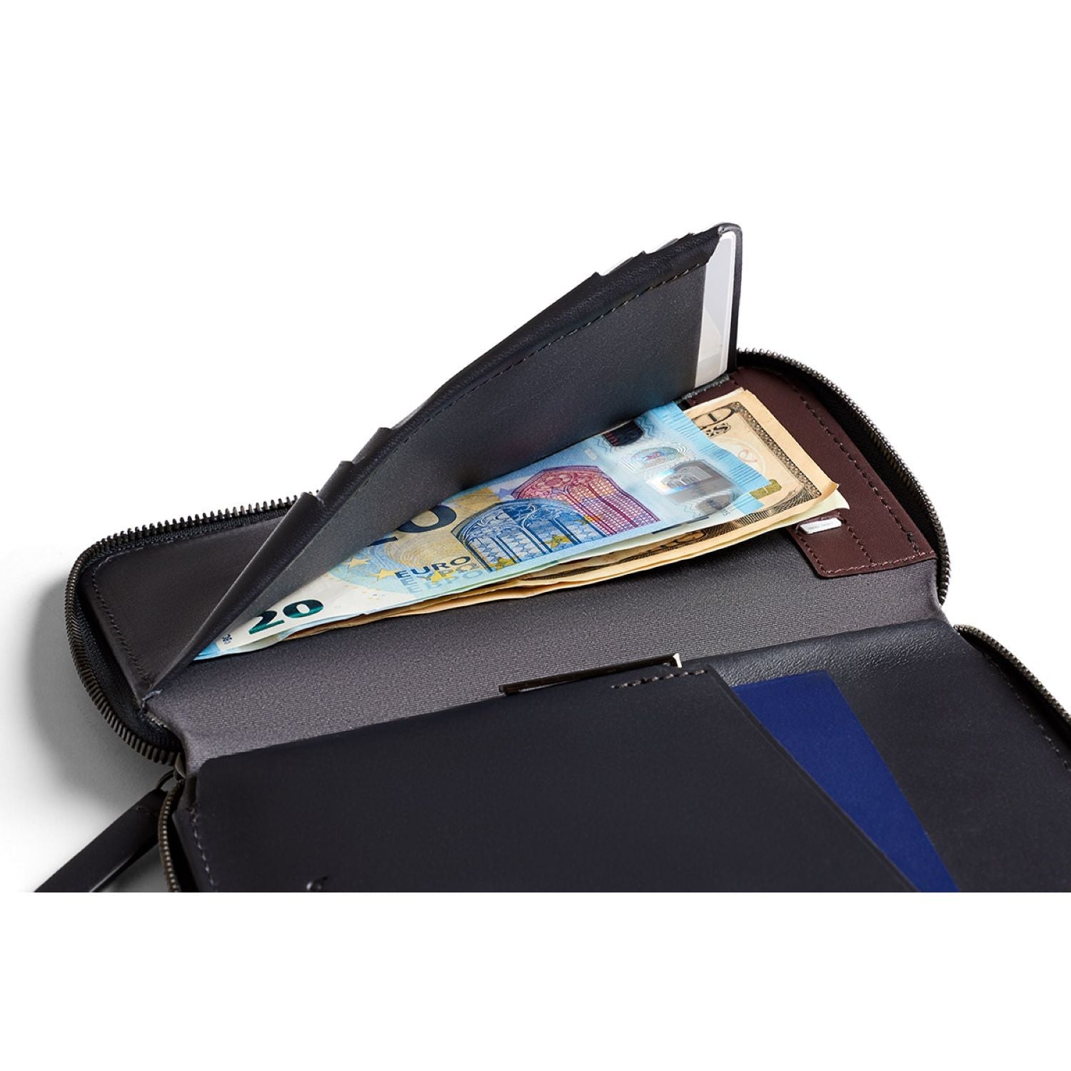 Bellroy Travel Folio (SA)